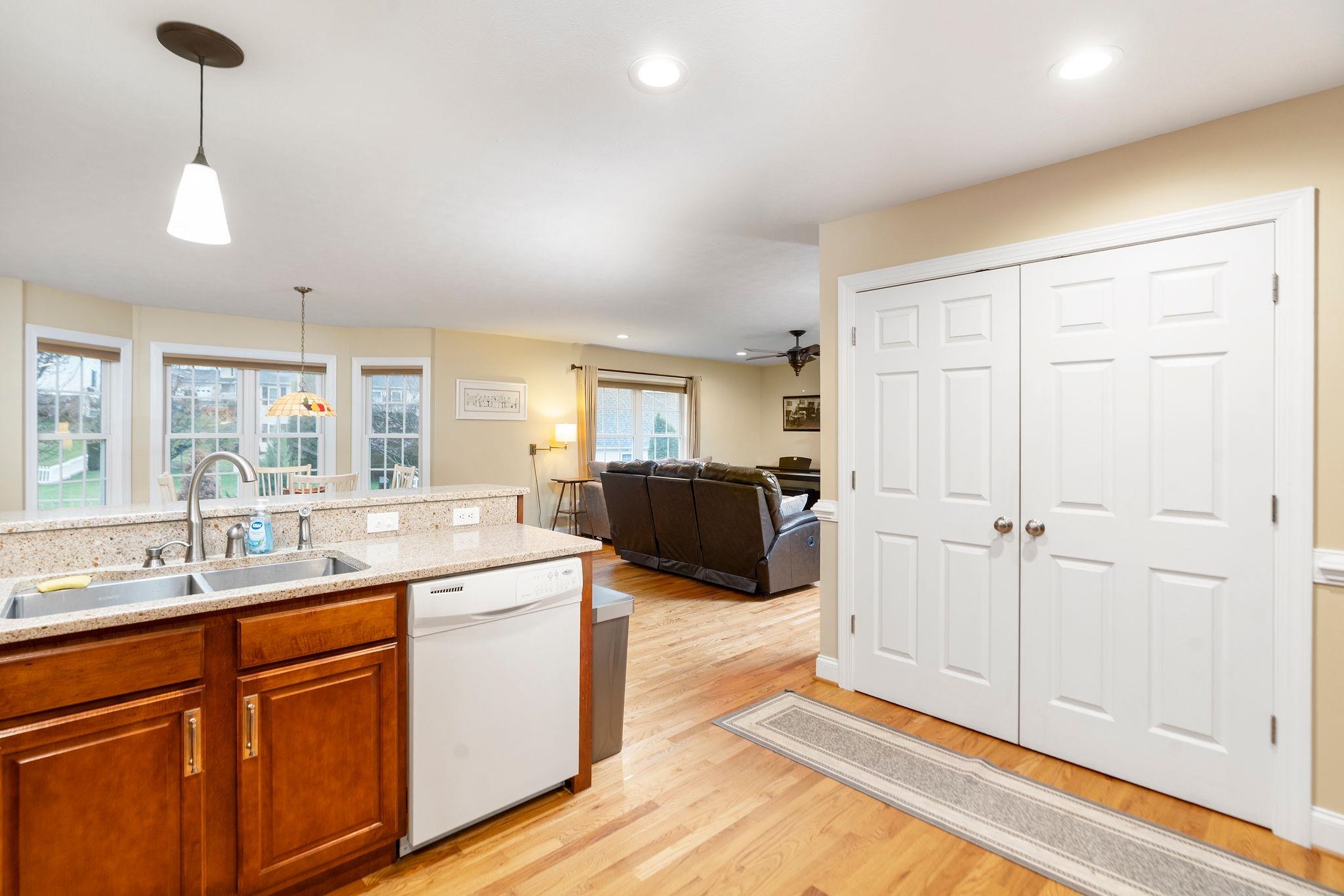 800 WATERTON ST, STAUNTON, Virginia 24401, 3 Bedrooms Bedrooms, ,2 BathroomsBathrooms,Residential,800 WATERTON ST,675145 MLS # 675145