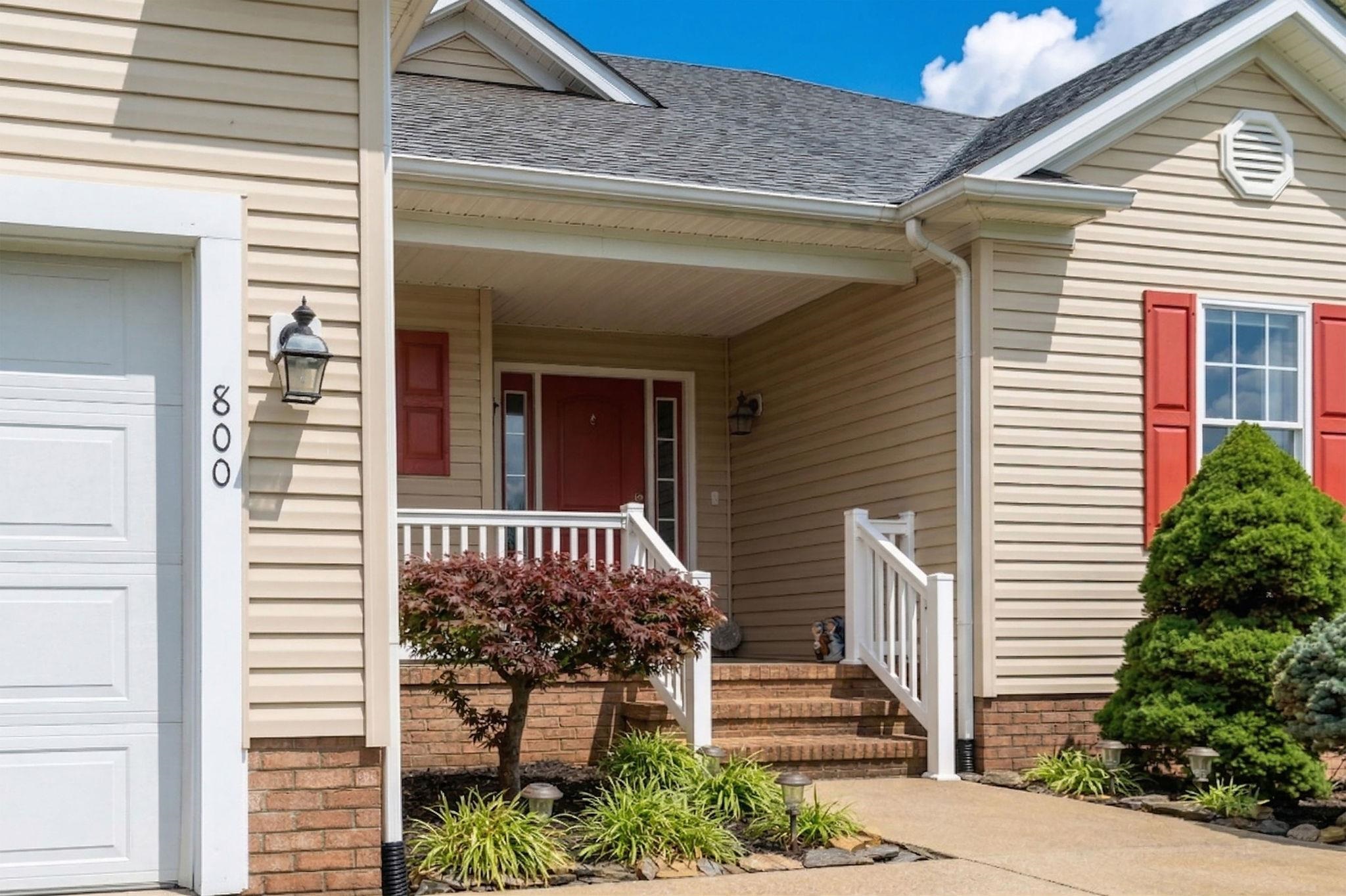 800 WATERTON ST, STAUNTON, Virginia 24401, 3 Bedrooms Bedrooms, ,2 BathroomsBathrooms,Residential,800 WATERTON ST,675145 MLS # 675145