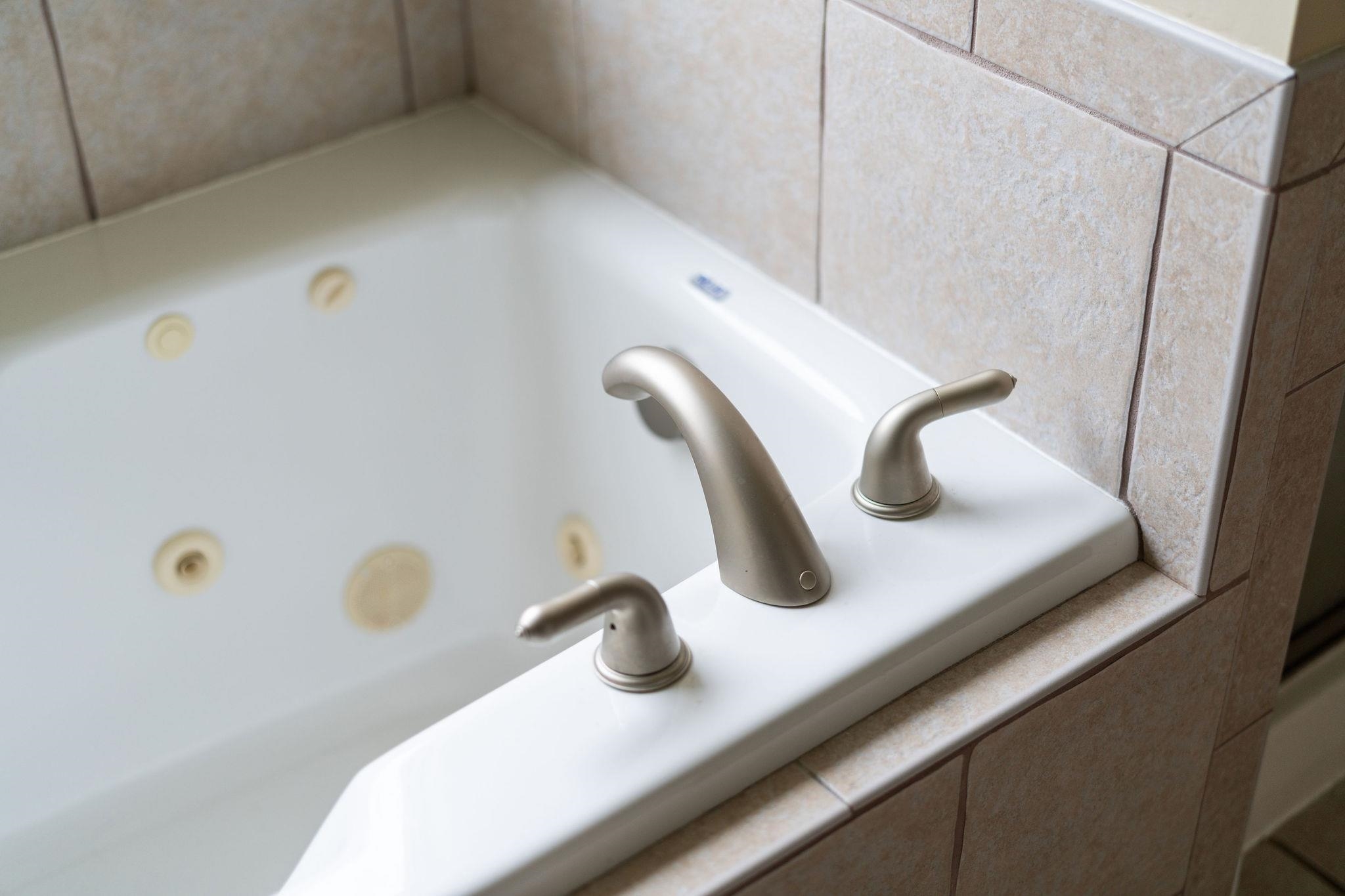 800 WATERTON ST, STAUNTON, Virginia 24401, 3 Bedrooms Bedrooms, ,2 BathroomsBathrooms,Residential,800 WATERTON ST,675145 MLS # 675145