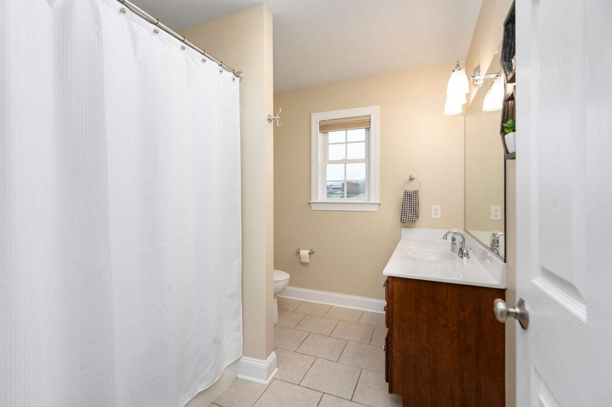 800 WATERTON ST, STAUNTON, Virginia 24401, 3 Bedrooms Bedrooms, ,2 BathroomsBathrooms,Residential,800 WATERTON ST,675145 MLS # 675145