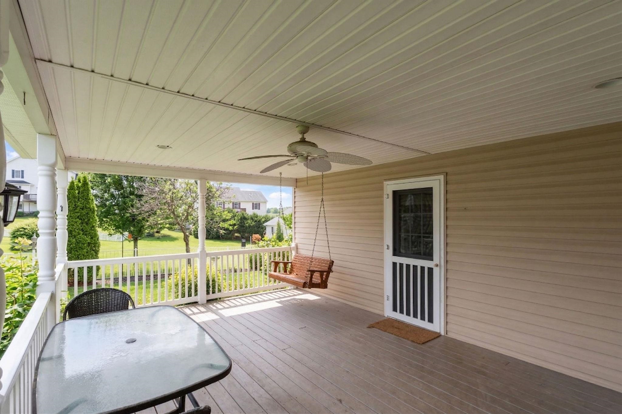 800 WATERTON ST, STAUNTON, Virginia 24401, 3 Bedrooms Bedrooms, ,2 BathroomsBathrooms,Residential,800 WATERTON ST,675145 MLS # 675145