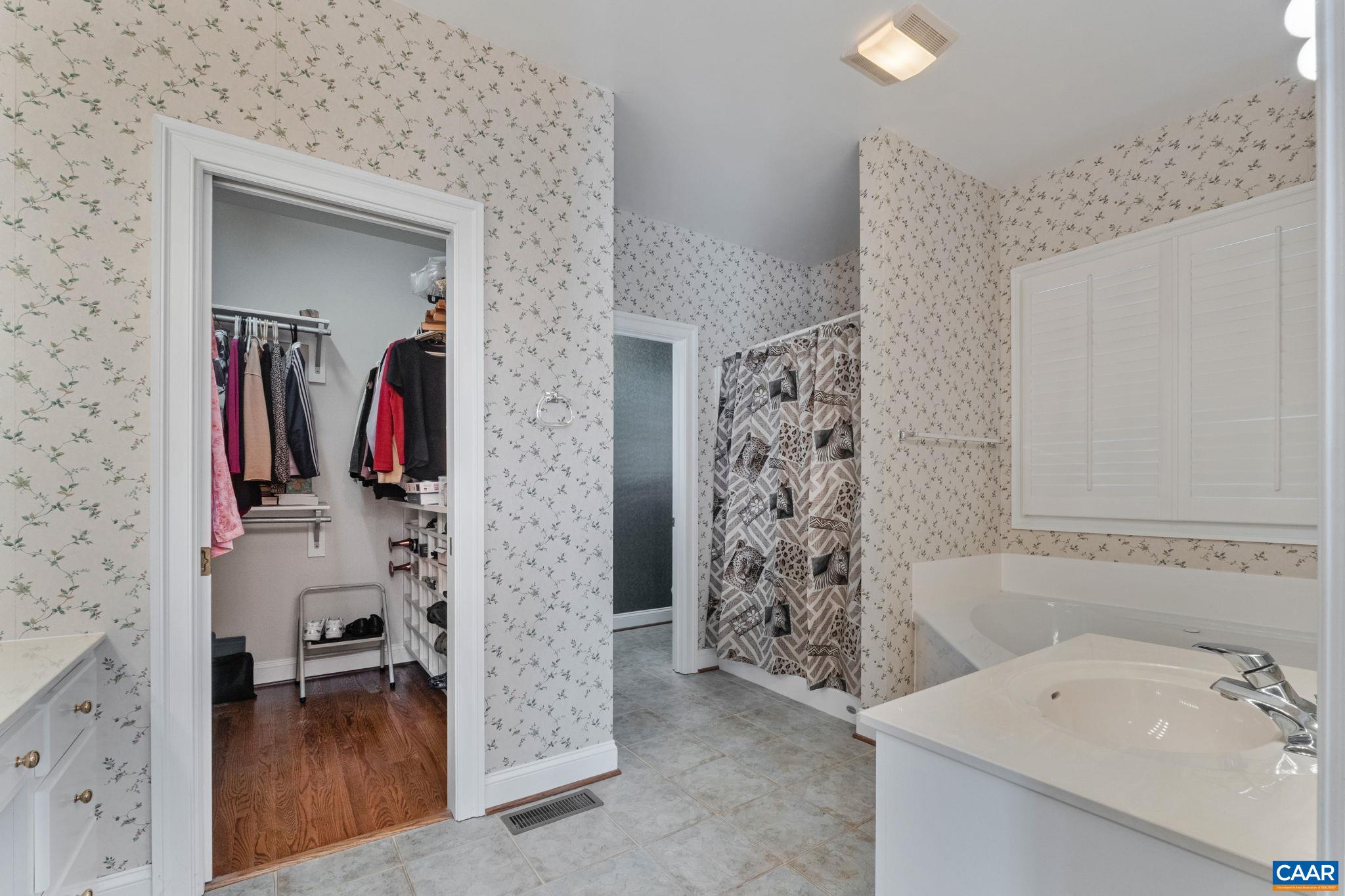 1563 HEATHROW LN, KESWICK, Virginia 22947, 3 Bedrooms Bedrooms, ,3 BathroomsBathrooms,Residential,Beautiful Bremerton Cottage,1563 HEATHROW LN,675146 MLS # 675146