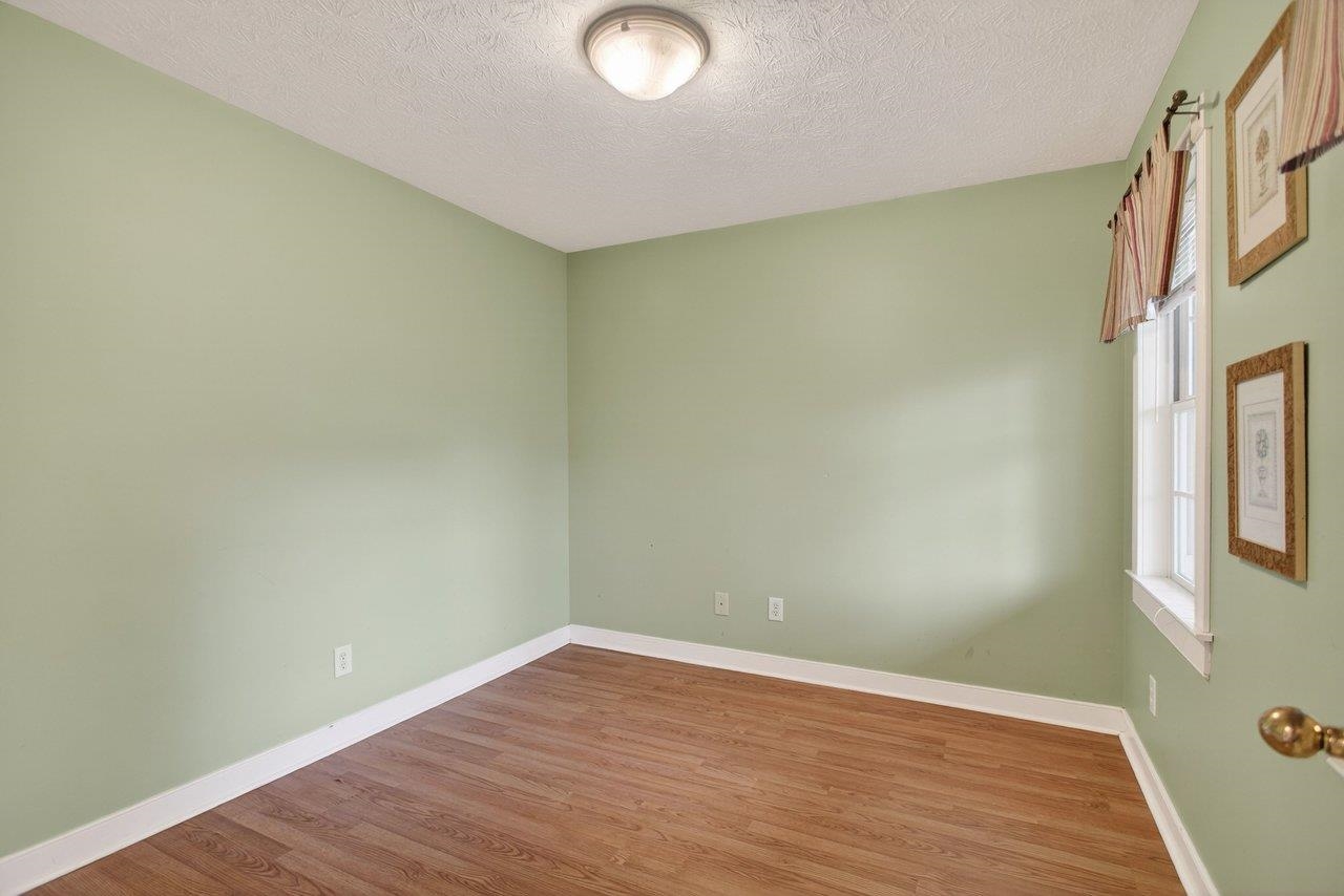 145 SUGAR MILL LN, WEYERS CAVE, Virginia 24486, 4 Bedrooms Bedrooms, ,2 BathroomsBathrooms,Residential,145 SUGAR MILL LN,675150 MLS # 675150