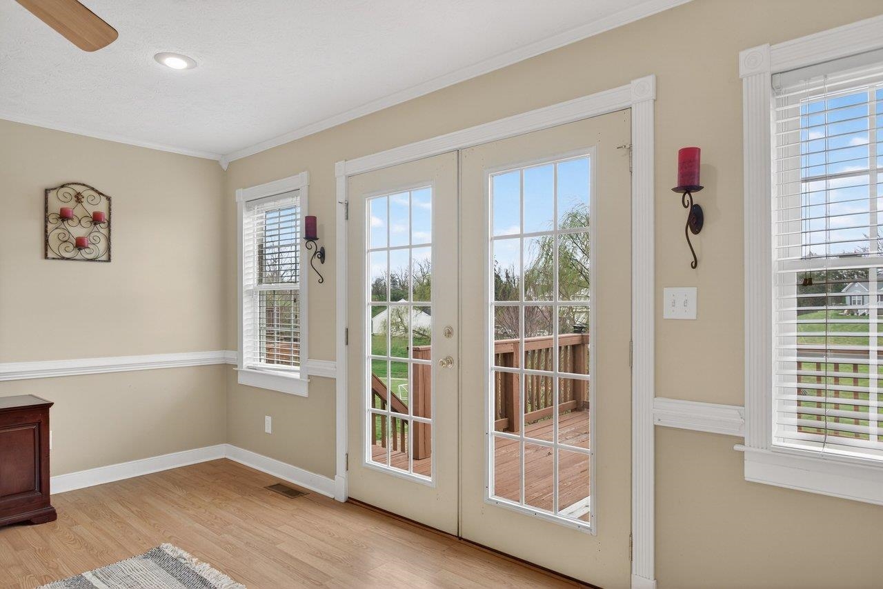 145 SUGAR MILL LN, WEYERS CAVE, Virginia 24486, 4 Bedrooms Bedrooms, ,2 BathroomsBathrooms,Residential,145 SUGAR MILL LN,675150 MLS # 675150