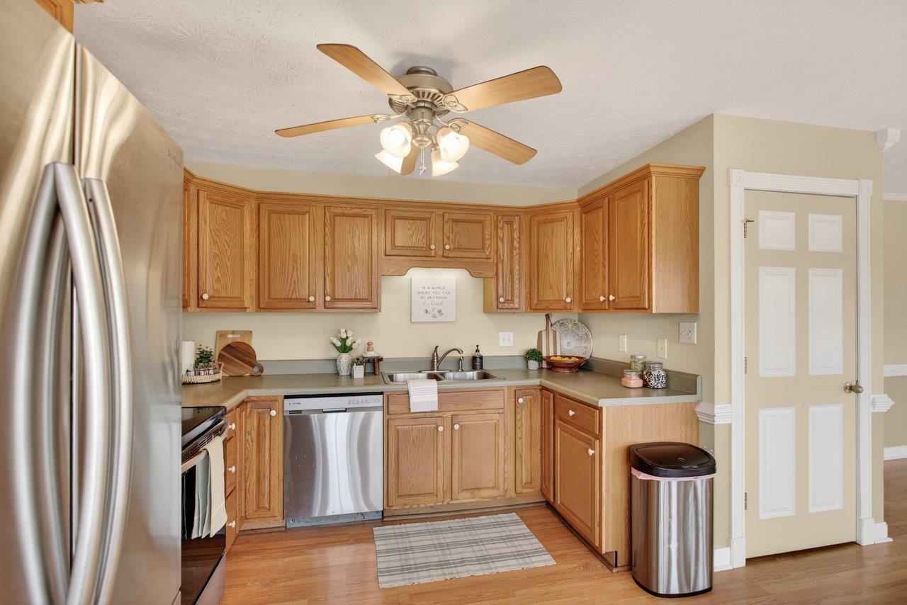 145 SUGAR MILL LN, WEYERS CAVE, Virginia 24486, 4 Bedrooms Bedrooms, ,2 BathroomsBathrooms,Residential,145 SUGAR MILL LN,675150 MLS # 675150