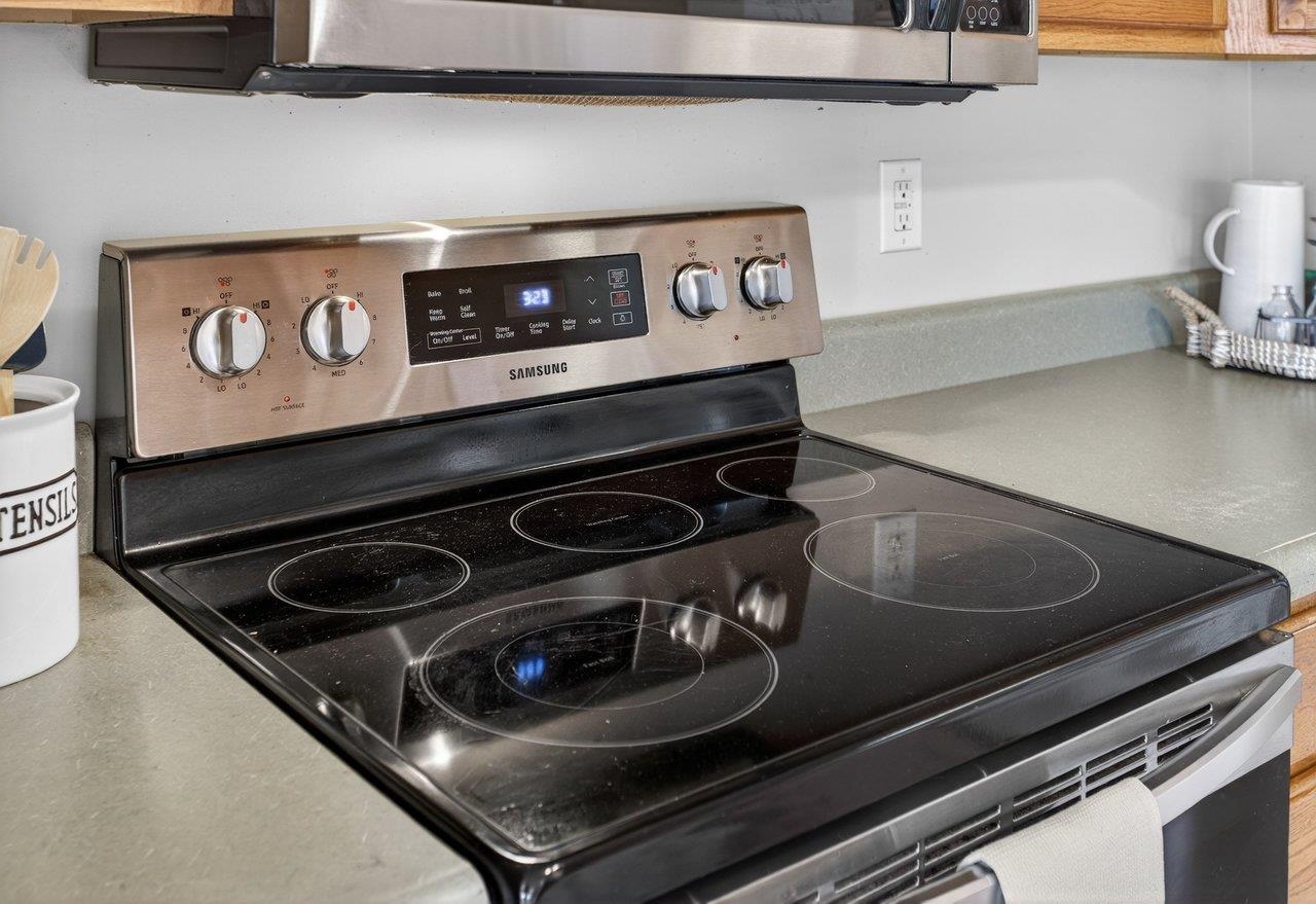 145 SUGAR MILL LN, WEYERS CAVE, Virginia 24486, 4 Bedrooms Bedrooms, ,2 BathroomsBathrooms,Residential,145 SUGAR MILL LN,675150 MLS # 675150