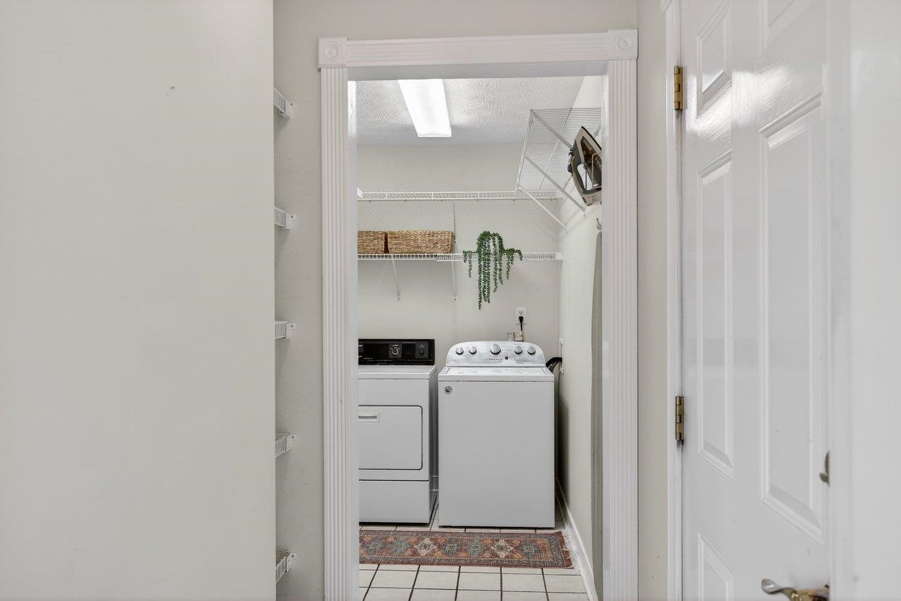 145 SUGAR MILL LN, WEYERS CAVE, Virginia 24486, 4 Bedrooms Bedrooms, ,2 BathroomsBathrooms,Residential,145 SUGAR MILL LN,675150 MLS # 675150