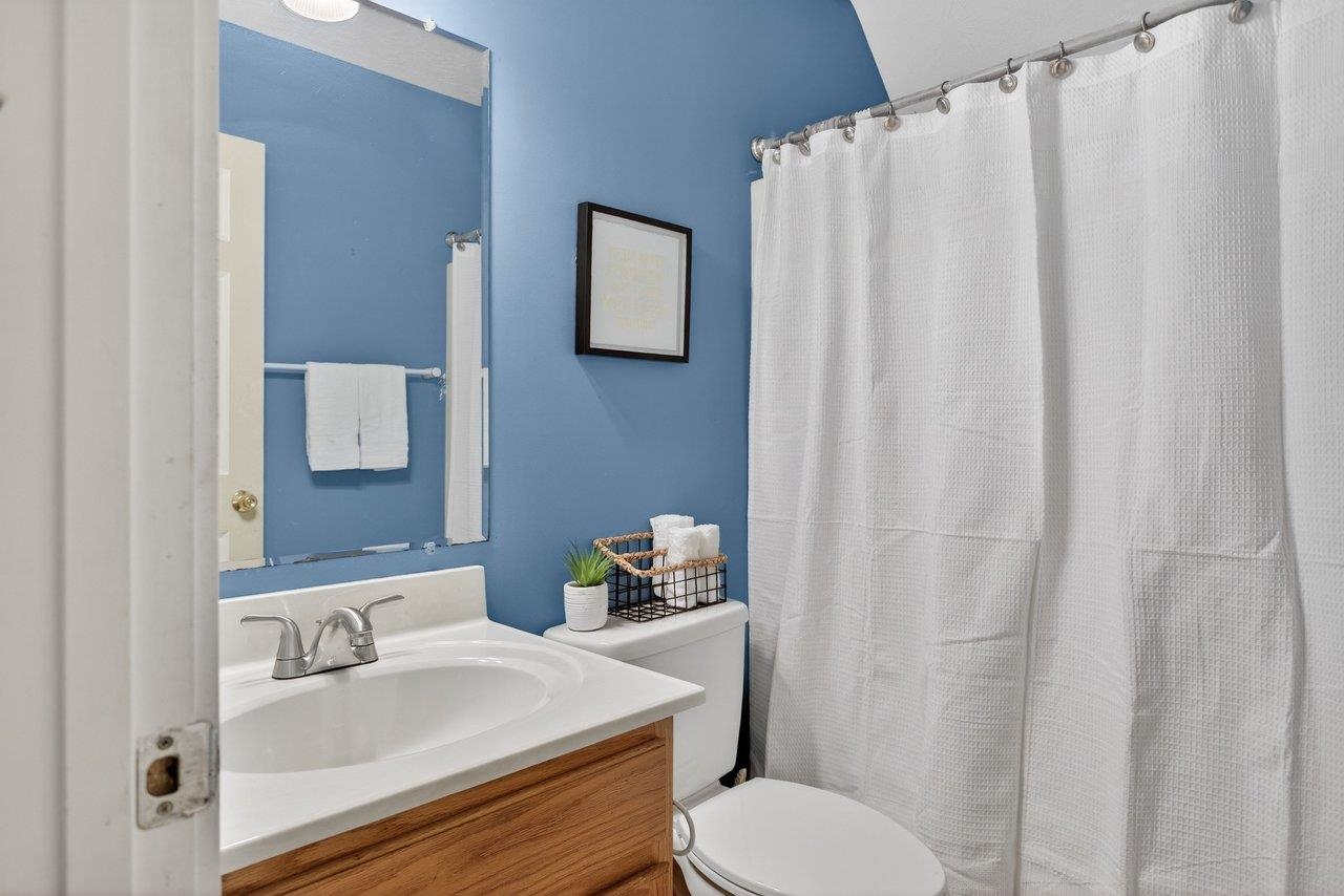 145 SUGAR MILL LN, WEYERS CAVE, Virginia 24486, 4 Bedrooms Bedrooms, ,2 BathroomsBathrooms,Residential,145 SUGAR MILL LN,675150 MLS # 675150