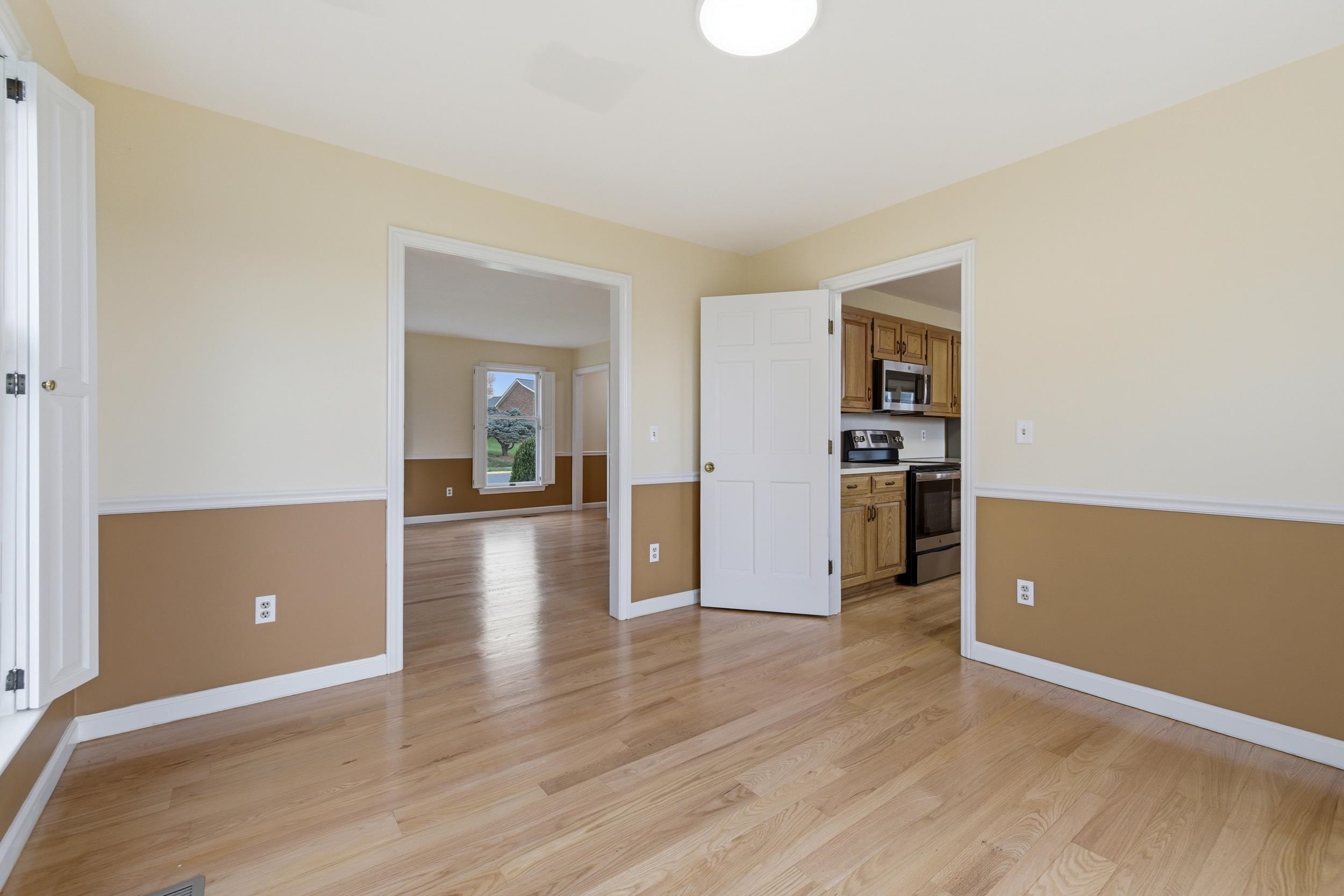 110 SUNBRIGHT DR, BRIDGEWATER, Virginia 22812, 3 Bedrooms Bedrooms, ,3 BathroomsBathrooms,Residential,110 SUNBRIGHT DR,675156 MLS # 675156