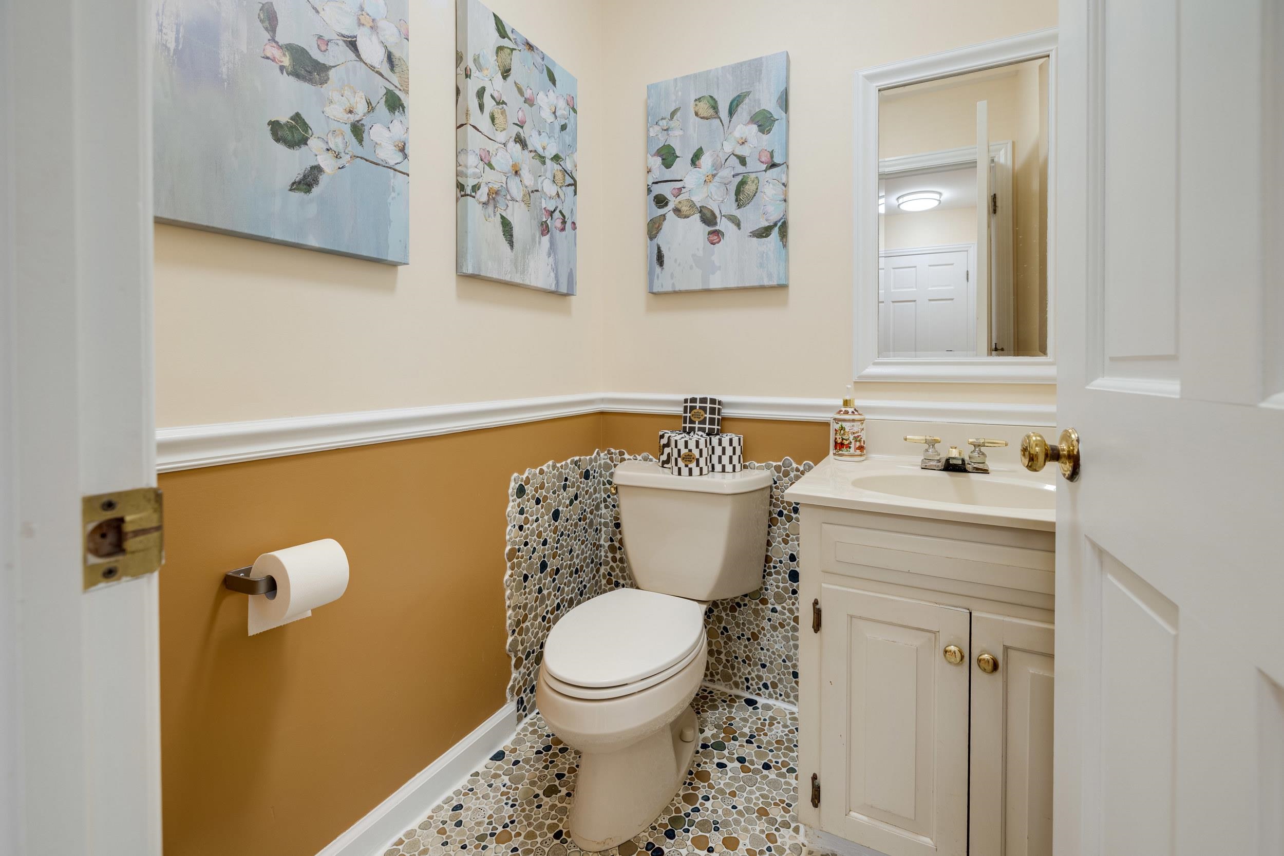 110 SUNBRIGHT DR, BRIDGEWATER, Virginia 22812, 3 Bedrooms Bedrooms, ,3 BathroomsBathrooms,Residential,110 SUNBRIGHT DR,675156 MLS # 675156