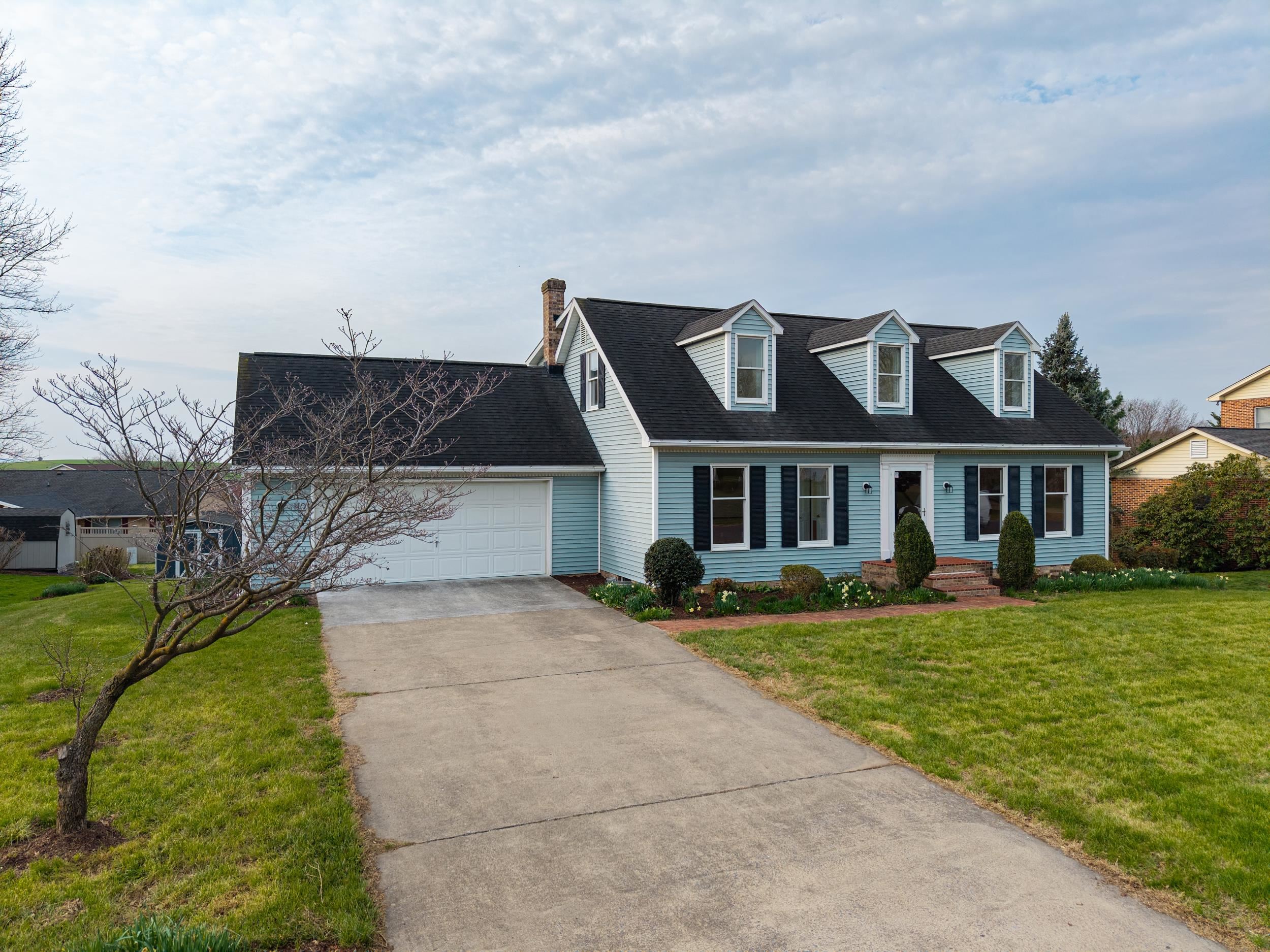 110 SUNBRIGHT DR, BRIDGEWATER, Virginia 22812, 3 Bedrooms Bedrooms, ,3 BathroomsBathrooms,Residential,110 SUNBRIGHT DR,675156 MLS # 675156