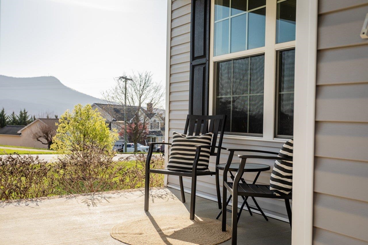 3885 CADET CT, PENN LAIRD, Virginia 22846, 4 Bedrooms Bedrooms, ,2 BathroomsBathrooms,Residential,3885 CADET CT,675157 MLS # 675157