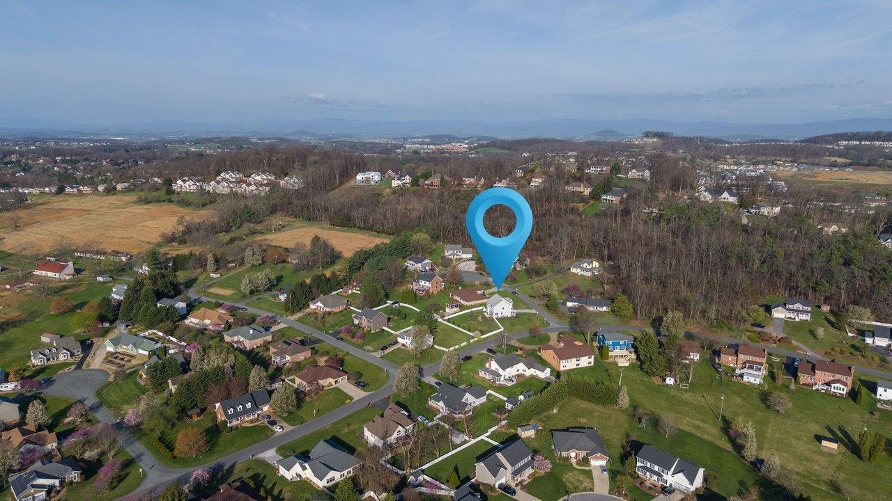 3885 CADET CT, PENN LAIRD, Virginia 22846, 4 Bedrooms Bedrooms, ,2 BathroomsBathrooms,Residential,3885 CADET CT,675157 MLS # 675157