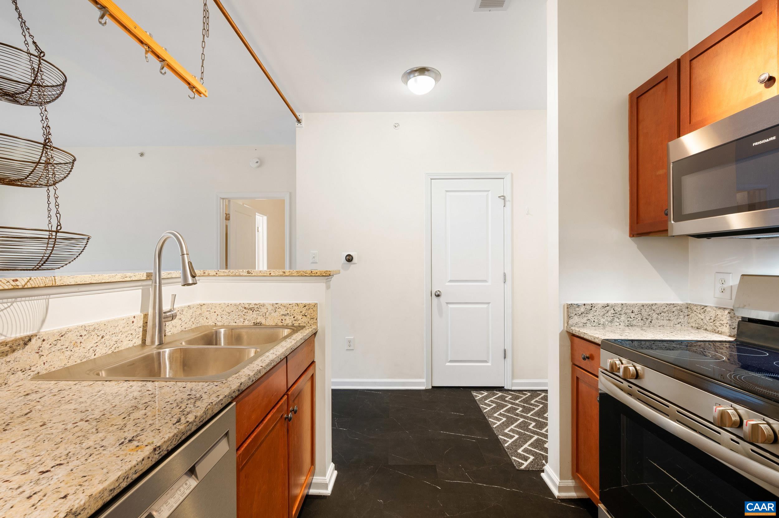 770 WALKER SQ, CHARLOTTESVILLE, Virginia 22903, 1 Bedroom Bedrooms, ,1 BathroomBathrooms,Residential,770 WALKER SQ,675159 MLS # 675159