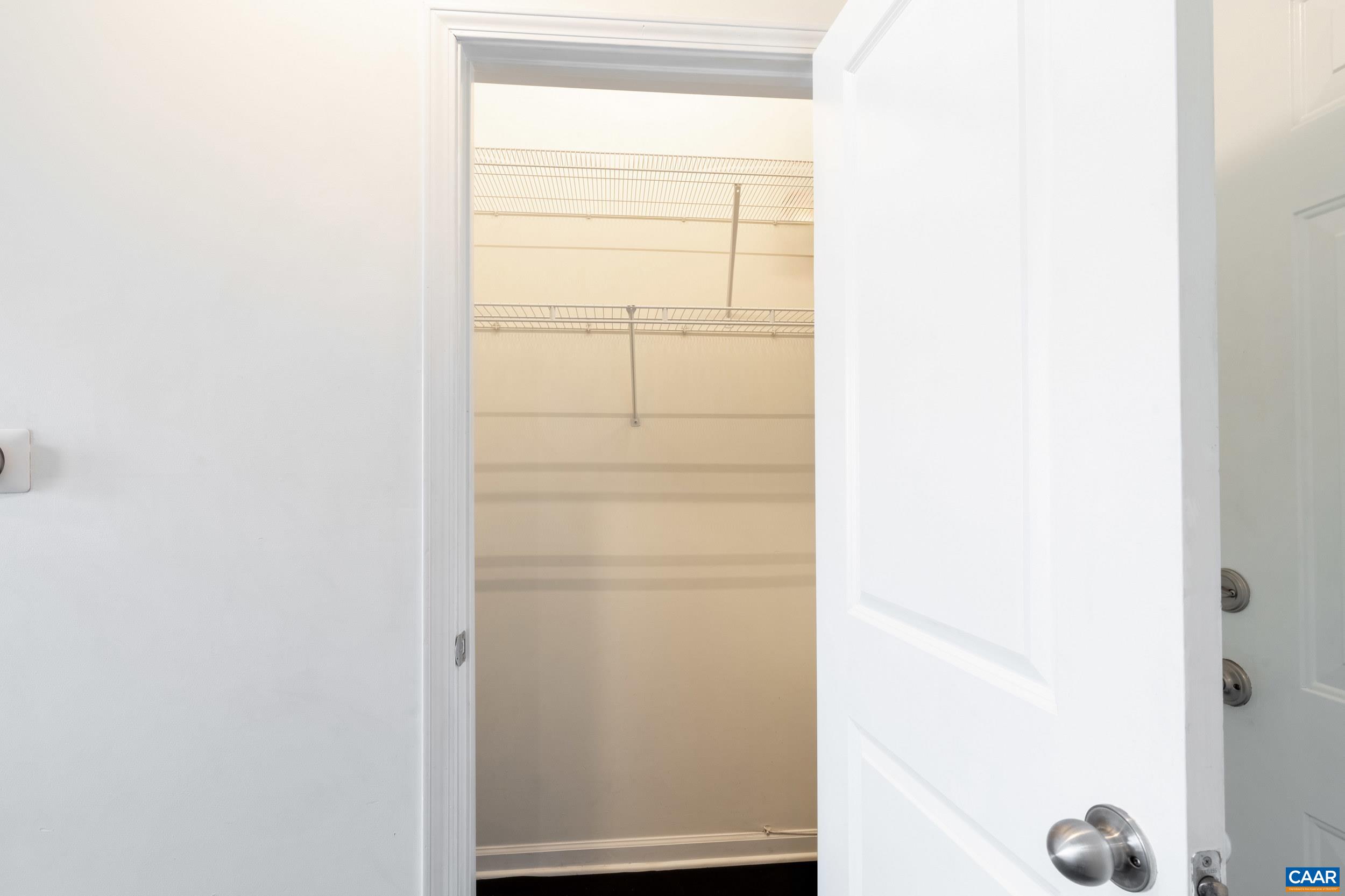 770 WALKER SQ, CHARLOTTESVILLE, Virginia 22903, 1 Bedroom Bedrooms, ,1 BathroomBathrooms,Residential,770 WALKER SQ,675159 MLS # 675159