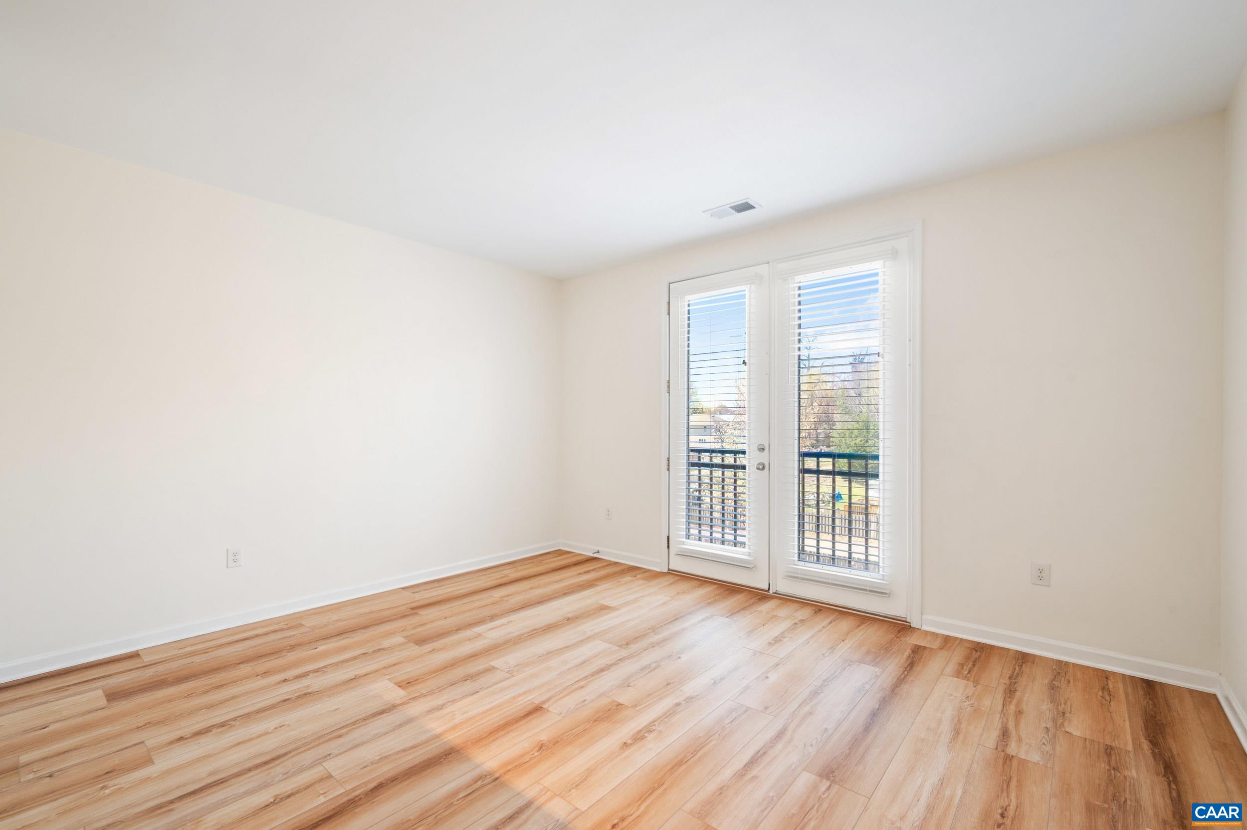 770 WALKER SQ, CHARLOTTESVILLE, Virginia 22903, 1 Bedroom Bedrooms, ,1 BathroomBathrooms,Residential,770 WALKER SQ,675159 MLS # 675159