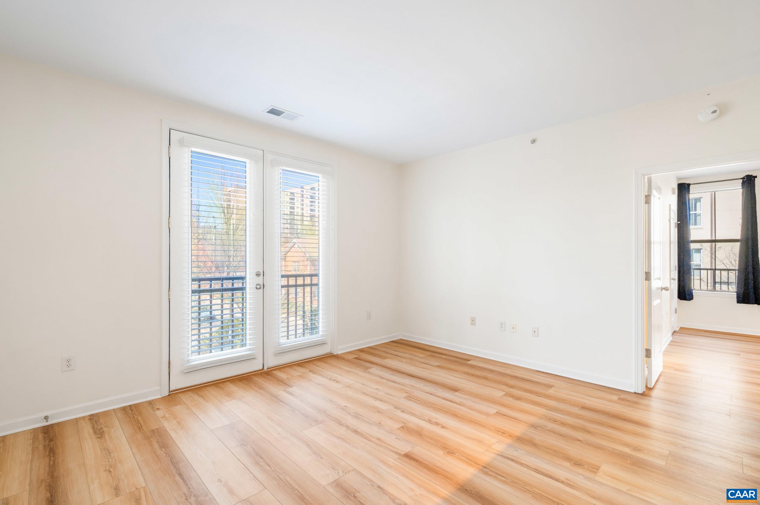 770 WALKER SQ, CHARLOTTESVILLE, Virginia 22903, 1 Bedroom Bedrooms, ,1 BathroomBathrooms,Residential,770 WALKER SQ,675159 MLS # 675159