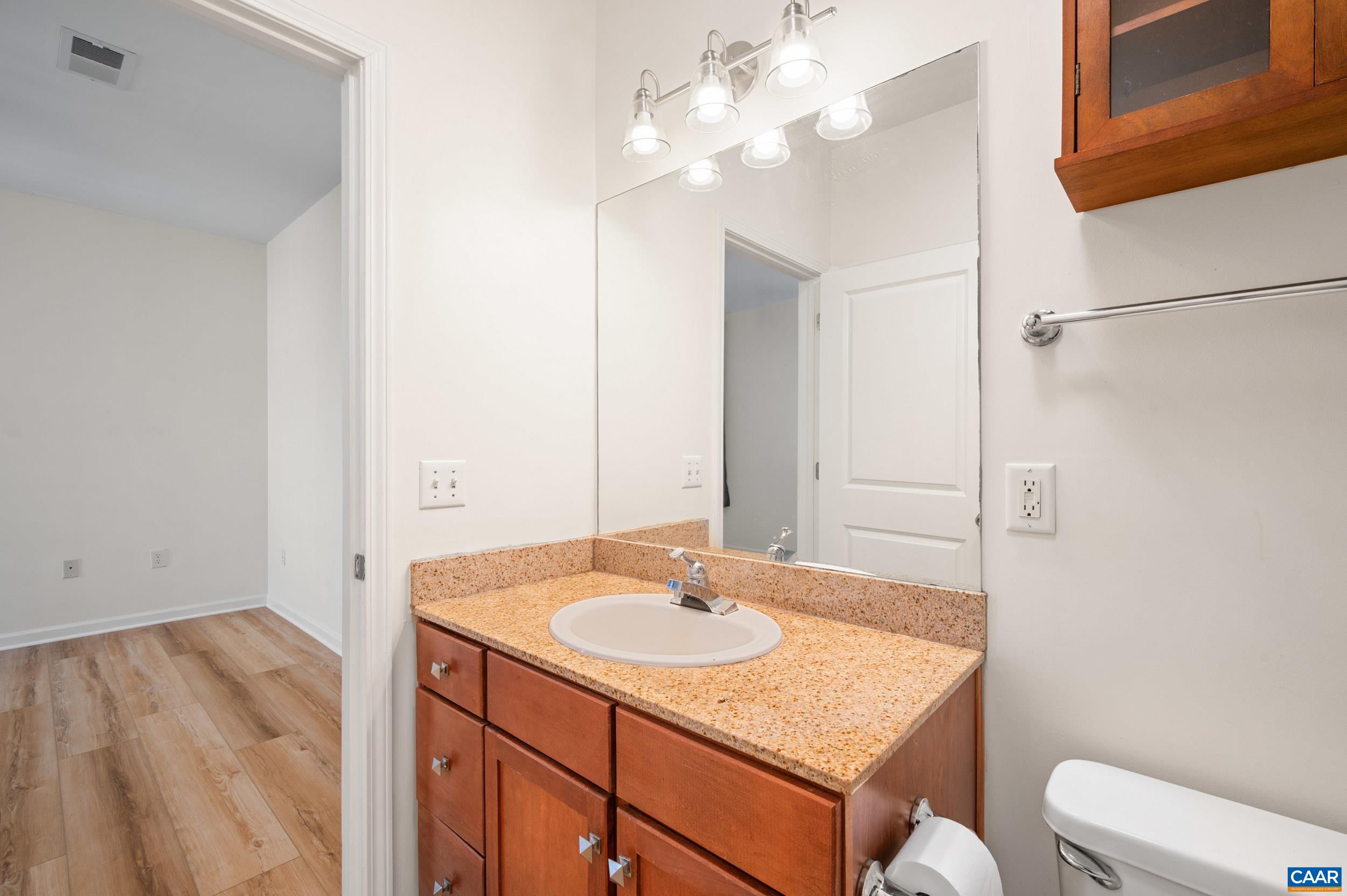 770 WALKER SQ, CHARLOTTESVILLE, Virginia 22903, 1 Bedroom Bedrooms, ,1 BathroomBathrooms,Residential,770 WALKER SQ,675159 MLS # 675159