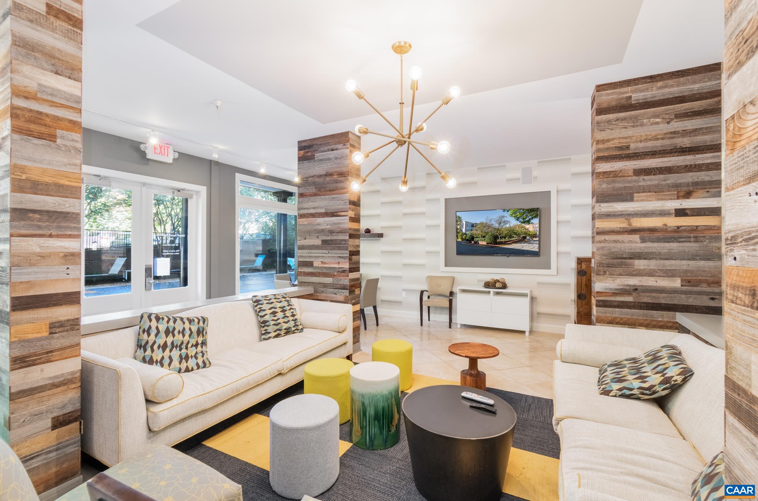 770 WALKER SQ, CHARLOTTESVILLE, Virginia 22903, 1 Bedroom Bedrooms, ,1 BathroomBathrooms,Residential,770 WALKER SQ,675159 MLS # 675159