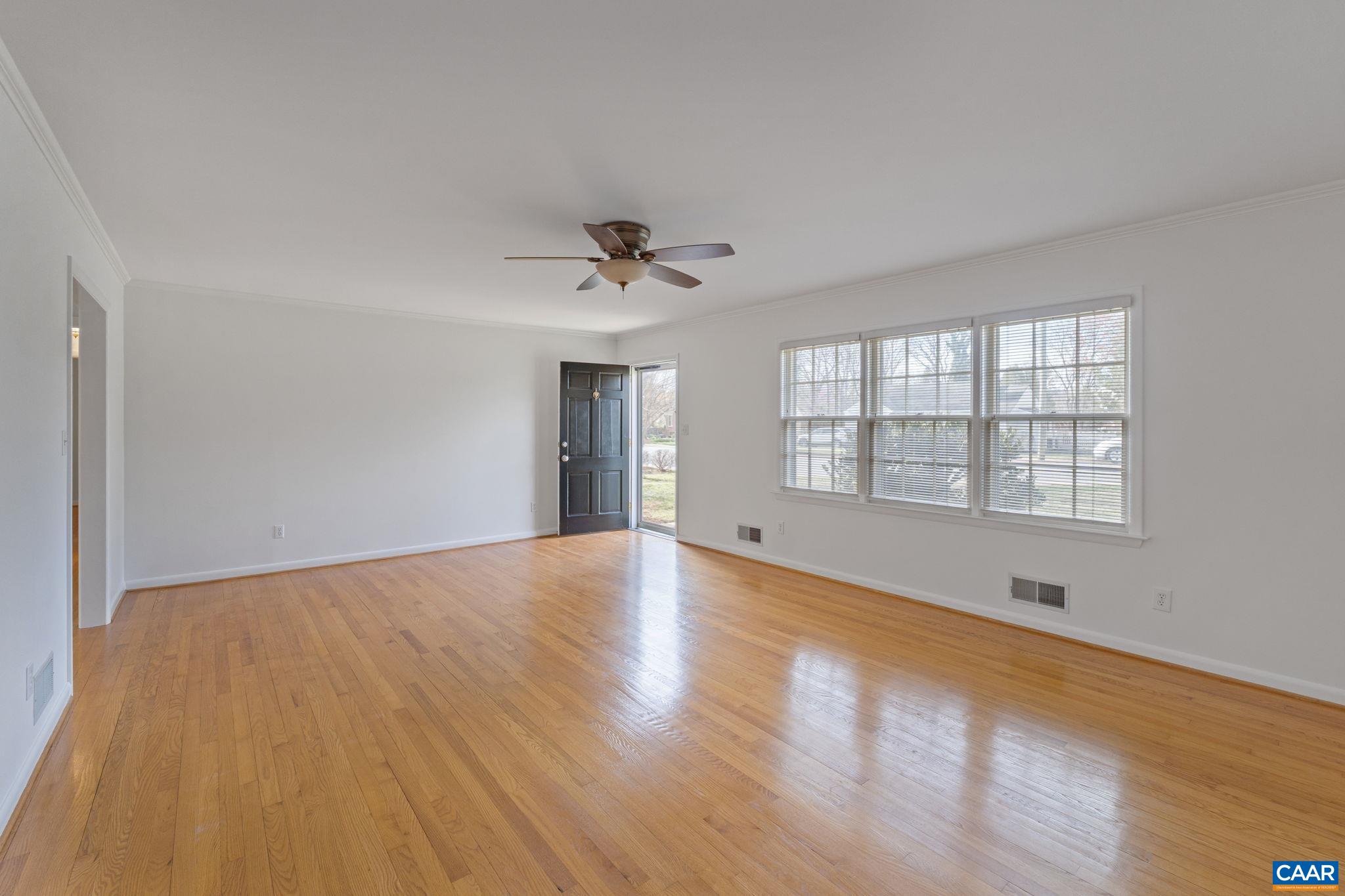 617 DAVIS AVE, CHARLOTTESVILLE, Virginia 22901, 5 Bedrooms Bedrooms, ,3 BathroomsBathrooms,Residential,617 DAVIS AVE,675161 MLS # 675161