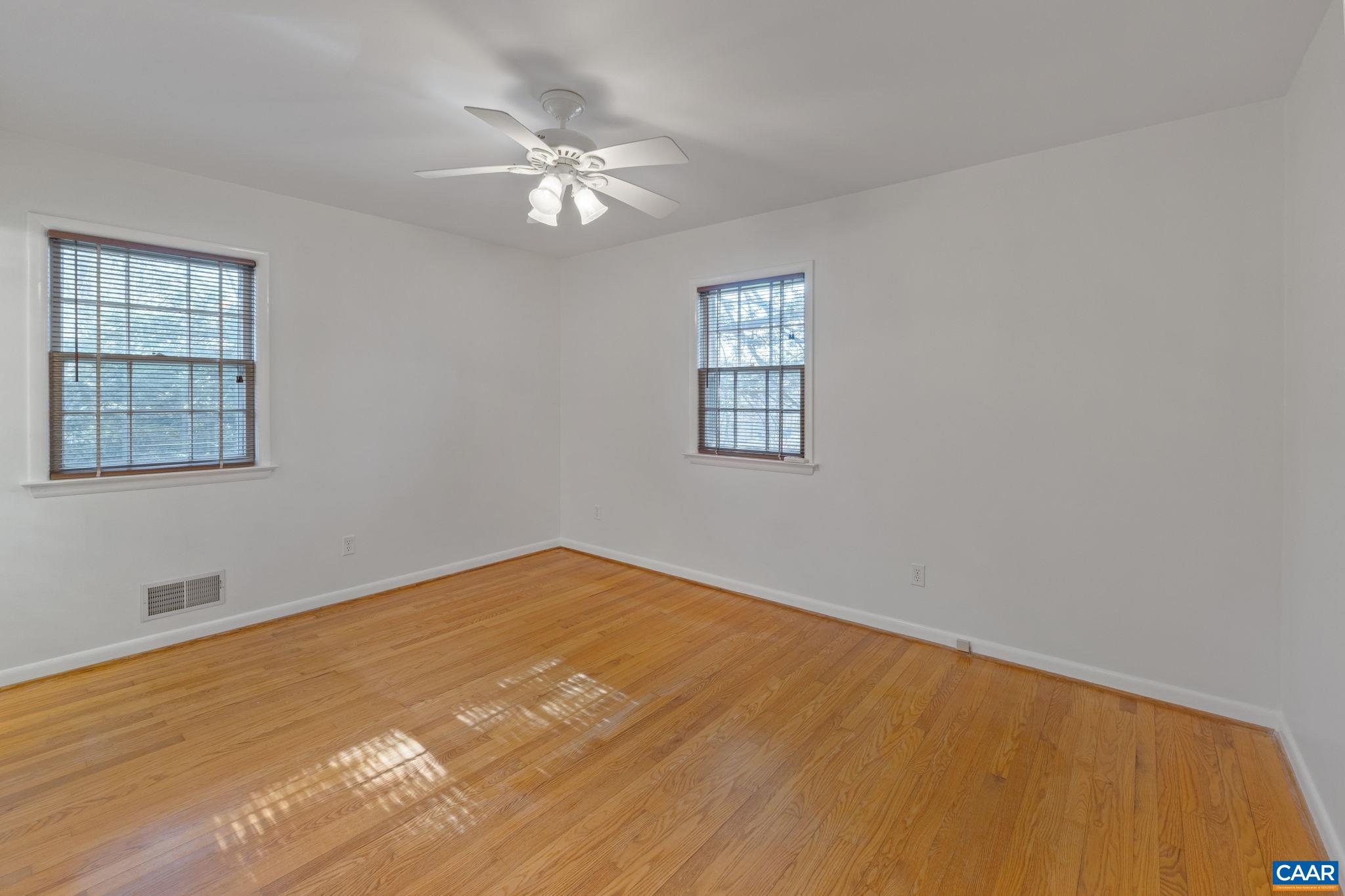 617 DAVIS AVE, CHARLOTTESVILLE, Virginia 22901, 5 Bedrooms Bedrooms, ,3 BathroomsBathrooms,Residential,617 DAVIS AVE,675161 MLS # 675161