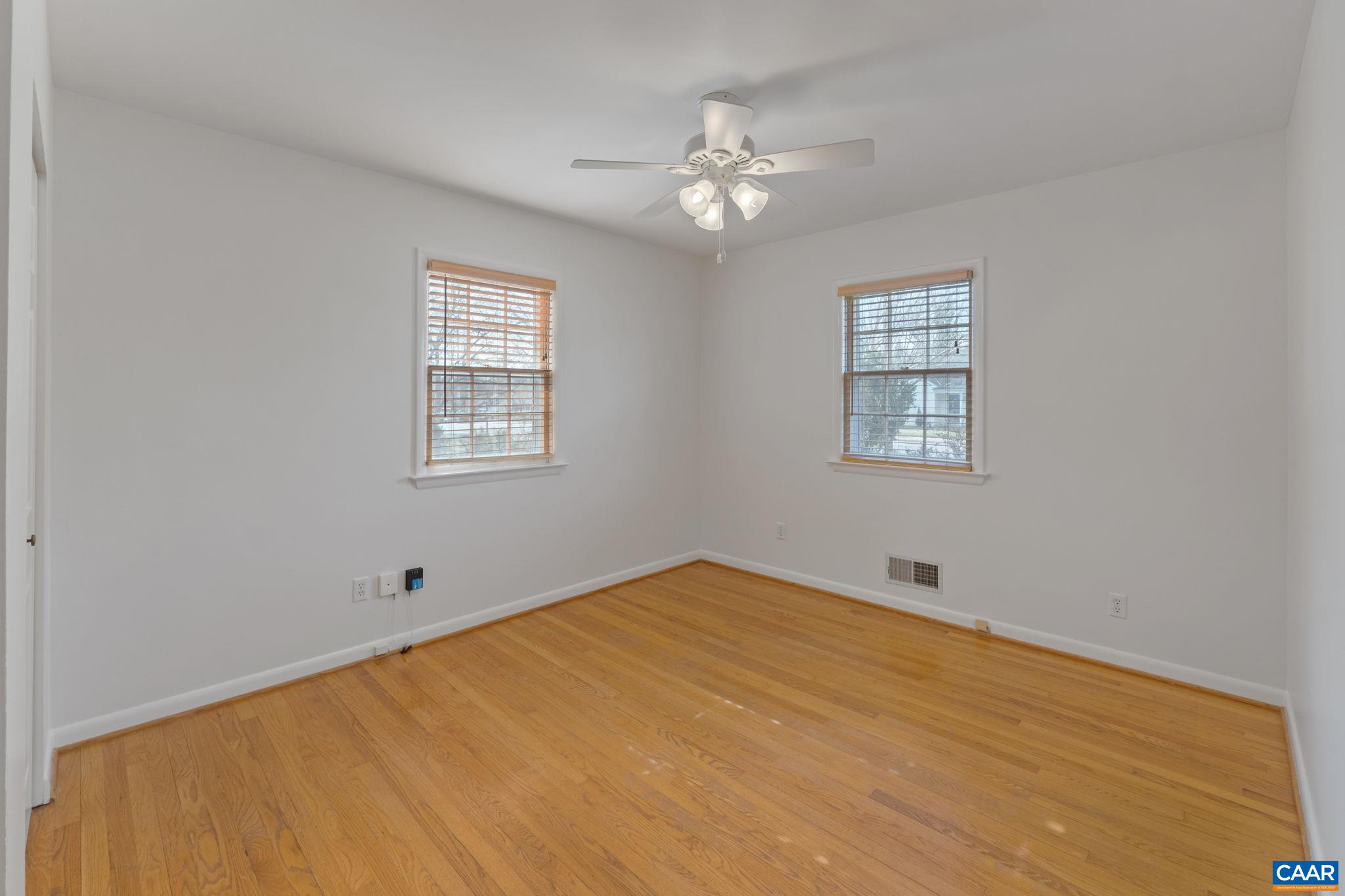 617 DAVIS AVE, CHARLOTTESVILLE, Virginia 22901, 5 Bedrooms Bedrooms, ,3 BathroomsBathrooms,Residential,617 DAVIS AVE,675161 MLS # 675161