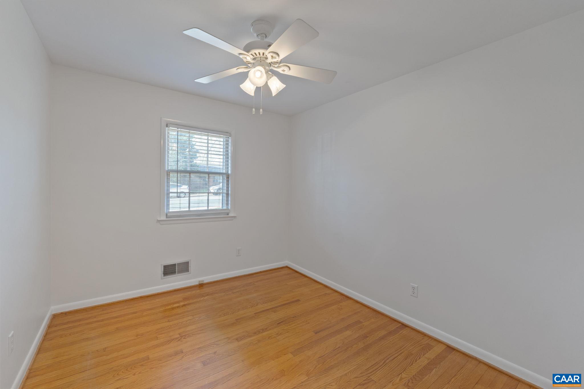 617 DAVIS AVE, CHARLOTTESVILLE, Virginia 22901, 5 Bedrooms Bedrooms, ,3 BathroomsBathrooms,Residential,617 DAVIS AVE,675161 MLS # 675161