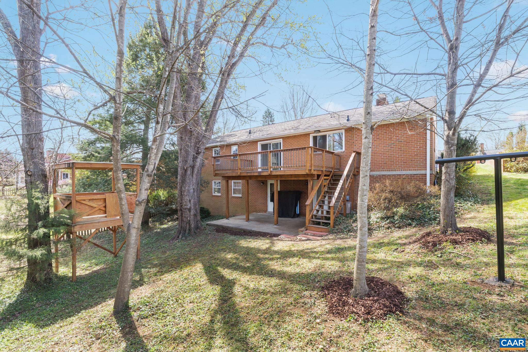 617 DAVIS AVE, CHARLOTTESVILLE, Virginia 22901, 5 Bedrooms Bedrooms, ,3 BathroomsBathrooms,Residential,617 DAVIS AVE,675161 MLS # 675161