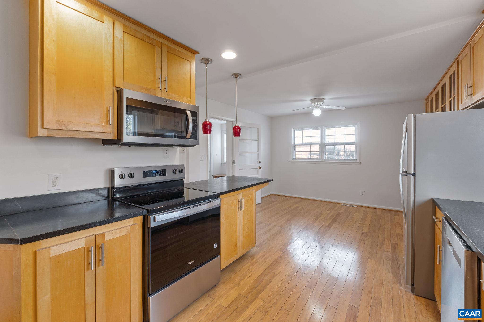 617 DAVIS AVE, CHARLOTTESVILLE, Virginia 22901, 5 Bedrooms Bedrooms, ,3 BathroomsBathrooms,Residential,617 DAVIS AVE,675161 MLS # 675161