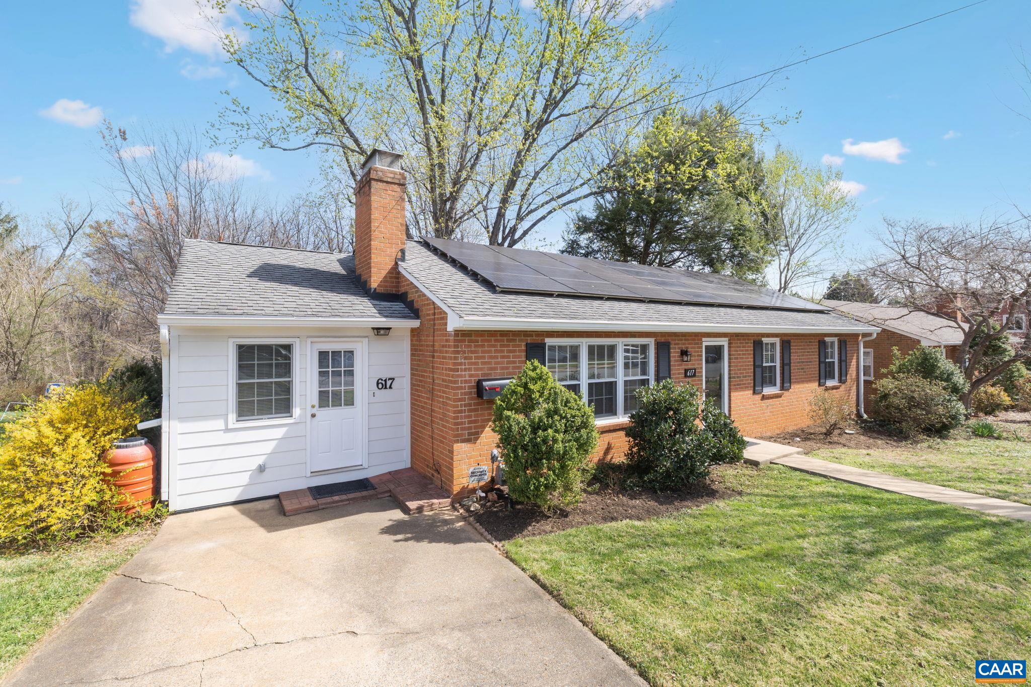 617 DAVIS AVE, CHARLOTTESVILLE, Virginia 22901, 5 Bedrooms Bedrooms, ,3 BathroomsBathrooms,Residential,617 DAVIS AVE,675161 MLS # 675161