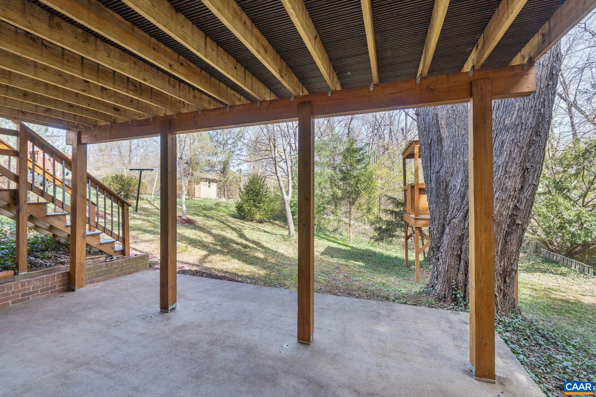 617 DAVIS AVE, CHARLOTTESVILLE, Virginia 22901, 5 Bedrooms Bedrooms, ,3 BathroomsBathrooms,Residential,617 DAVIS AVE,675161 MLS # 675161