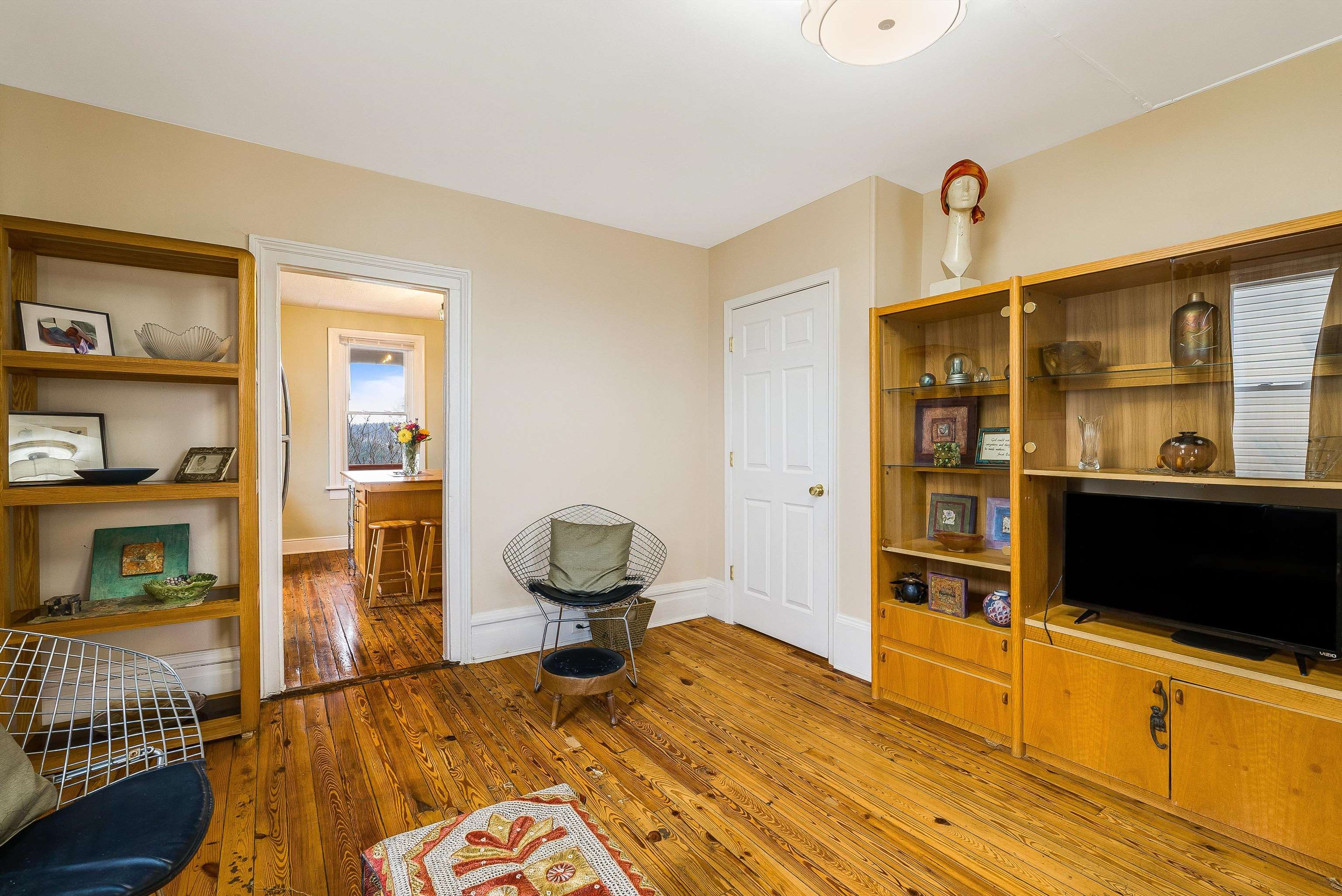 1306 W JOHNSON ST, STAUNTON, Virginia 24401, 3 Bedrooms Bedrooms, ,1 BathroomBathrooms,Residential,1306 W JOHNSON ST,675163 MLS # 675163