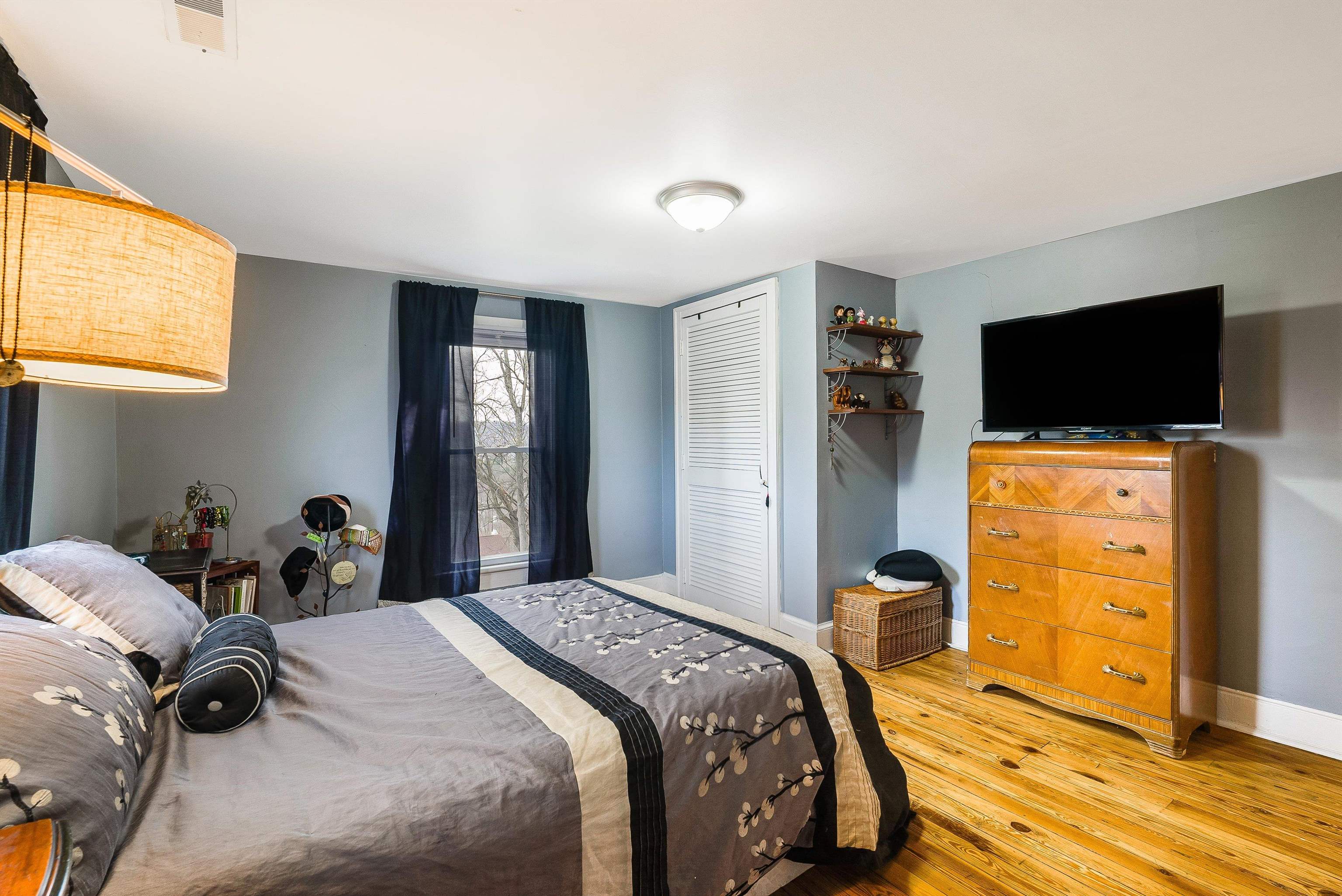 1306 W JOHNSON ST, STAUNTON, Virginia 24401, 3 Bedrooms Bedrooms, ,1 BathroomBathrooms,Residential,1306 W JOHNSON ST,675163 MLS # 675163