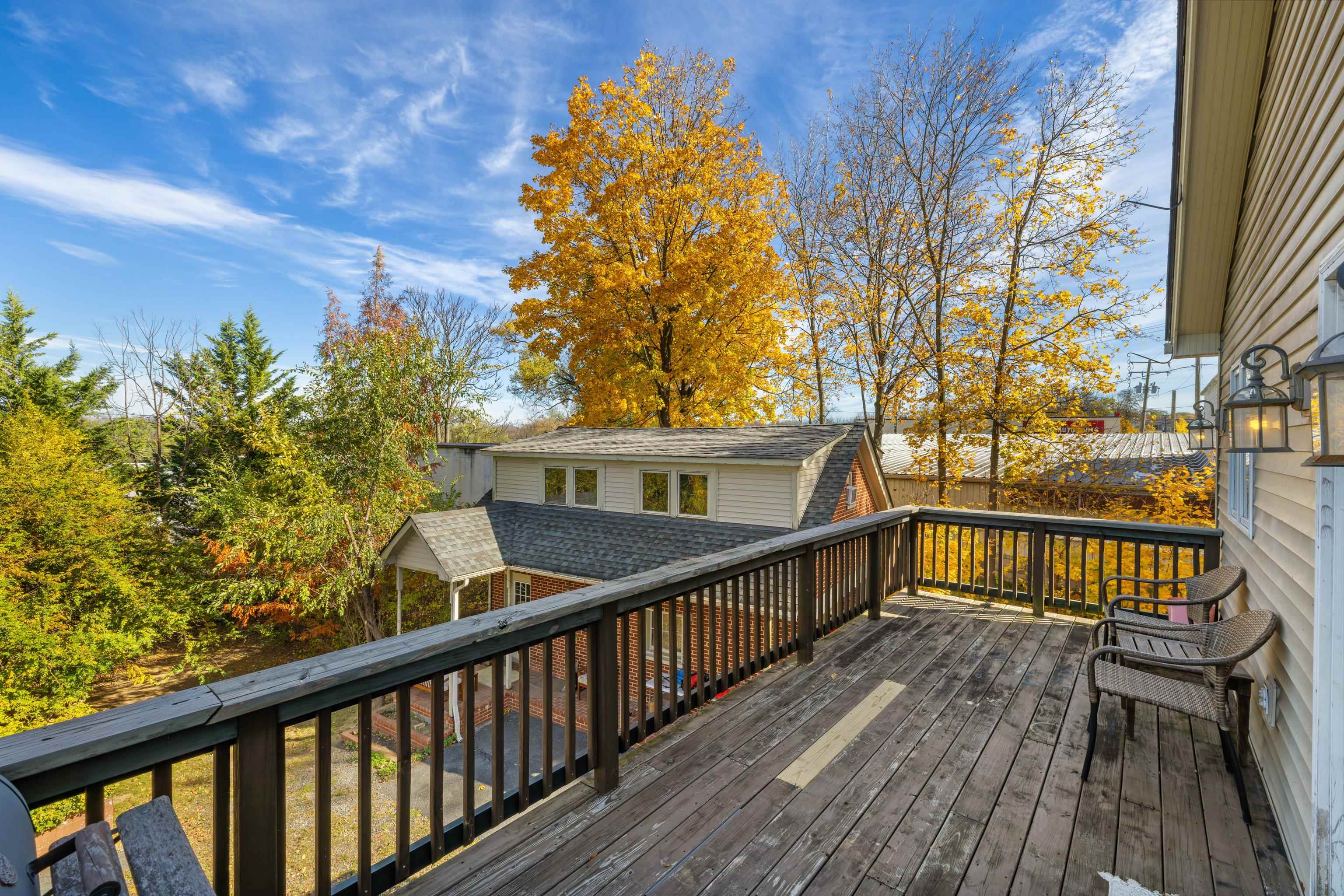 705 RICHMOND AVE, STAUNTON, Virginia 24401, ,Commercial,705 RICHMOND AVE,671011 MLS # 671011