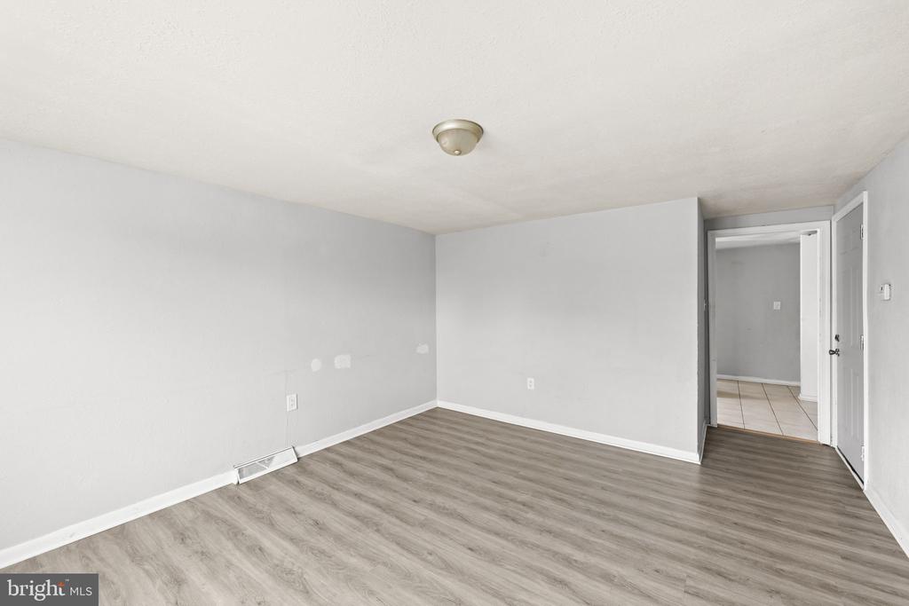 1012 S MAIN ST, CULPEPER, Virginia 22701, ,Residential,1012 S MAIN ST,VACU2013184 MLS # VACU2013184