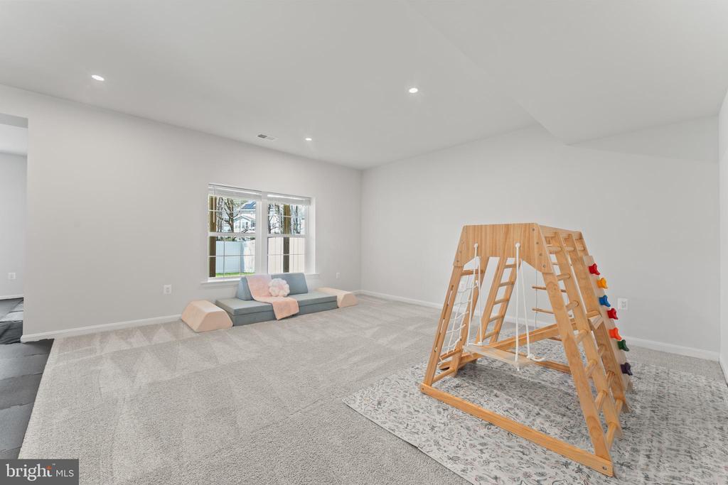 11509 BLUESTEM WAY, FREDERICKSBURG, Virginia 22407, 5 Bedrooms Bedrooms, ,3 BathroomsBathrooms,Residential,11509 BLUESTEM WAY,VASP2040204 MLS # VASP2040204