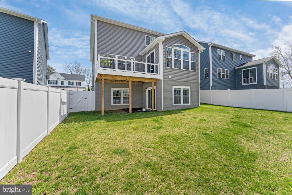 11509 BLUESTEM WAY, FREDERICKSBURG, Virginia 22407, 5 Bedrooms Bedrooms, ,3 BathroomsBathrooms,Residential,11509 BLUESTEM WAY,VASP2040204 MLS # VASP2040204