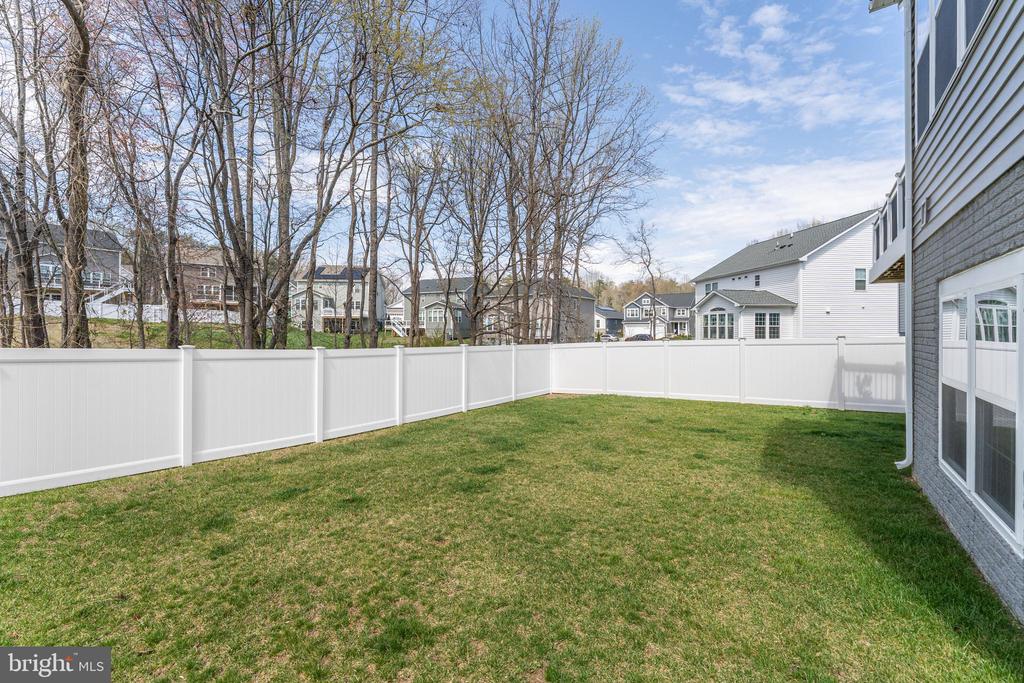 11509 BLUESTEM WAY, FREDERICKSBURG, Virginia 22407, 5 Bedrooms Bedrooms, ,3 BathroomsBathrooms,Residential,11509 BLUESTEM WAY,VASP2040204 MLS # VASP2040204