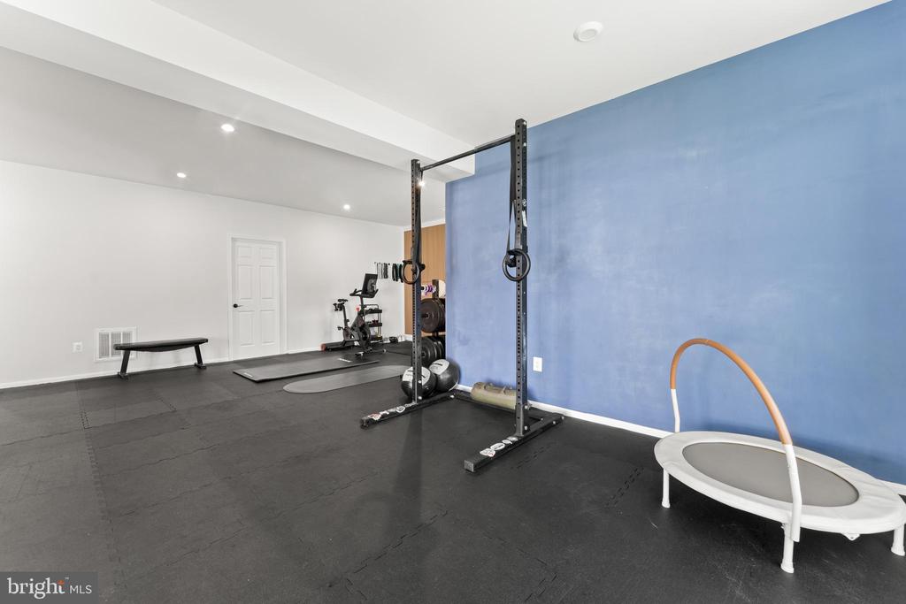 11509 BLUESTEM WAY, FREDERICKSBURG, Virginia 22407, 5 Bedrooms Bedrooms, ,3 BathroomsBathrooms,Residential,11509 BLUESTEM WAY,VASP2040204 MLS # VASP2040204