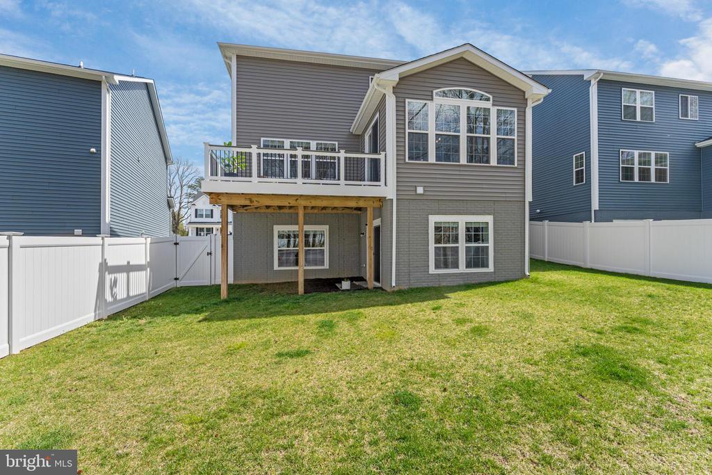 11509 BLUESTEM WAY, FREDERICKSBURG, Virginia 22407, 5 Bedrooms Bedrooms, ,3 BathroomsBathrooms,Residential,11509 BLUESTEM WAY,VASP2040204 MLS # VASP2040204