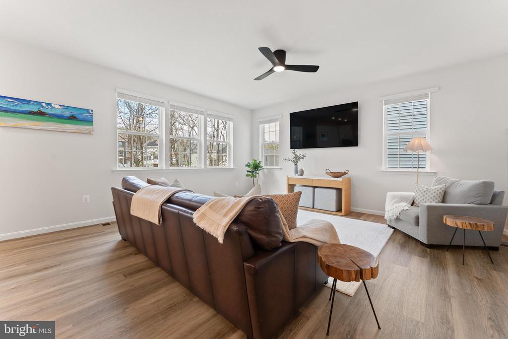 11509 BLUESTEM WAY, FREDERICKSBURG, Virginia 22407, 5 Bedrooms Bedrooms, ,3 BathroomsBathrooms,Residential,11509 BLUESTEM WAY,VASP2040204 MLS # VASP2040204