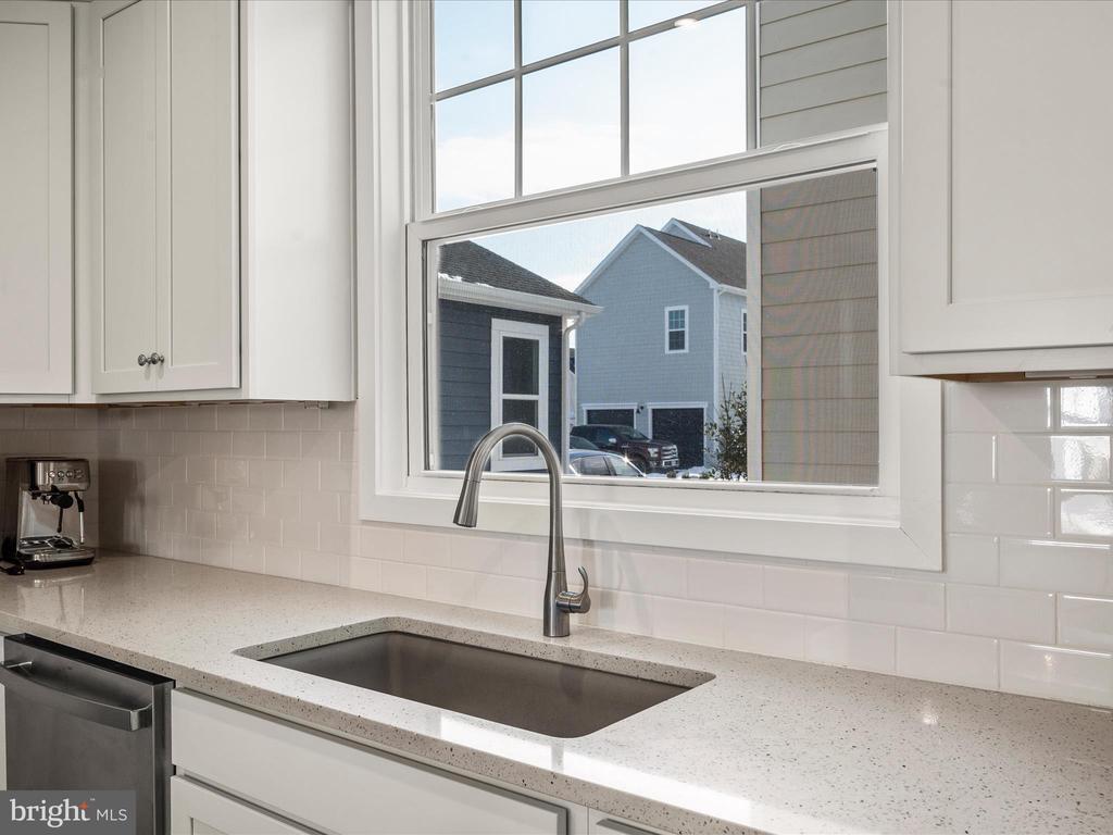 6052 COBBLESTONE CT, MARSHALL, Virginia, 3 Bedrooms Bedrooms, ,2 BathroomsBathrooms,Residential,6052 COBBLESTONE CT,VAFQ2020528 MLS # VAFQ2020528