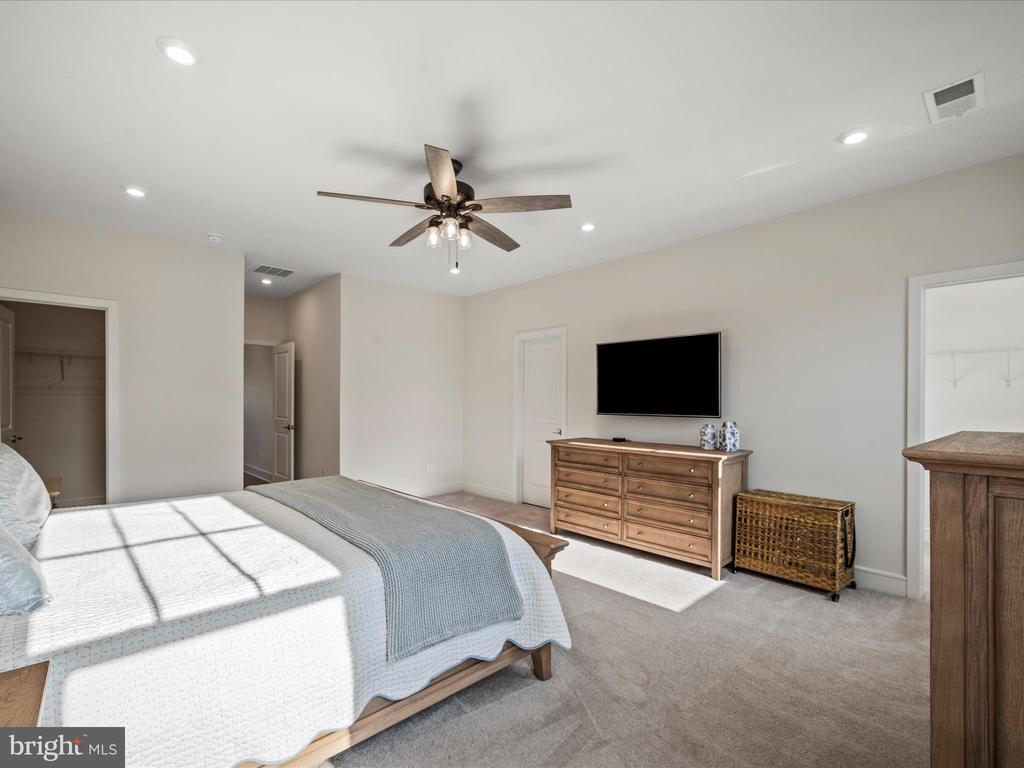 6052 COBBLESTONE CT, MARSHALL, Virginia, 3 Bedrooms Bedrooms, ,2 BathroomsBathrooms,Residential,6052 COBBLESTONE CT,VAFQ2020528 MLS # VAFQ2020528