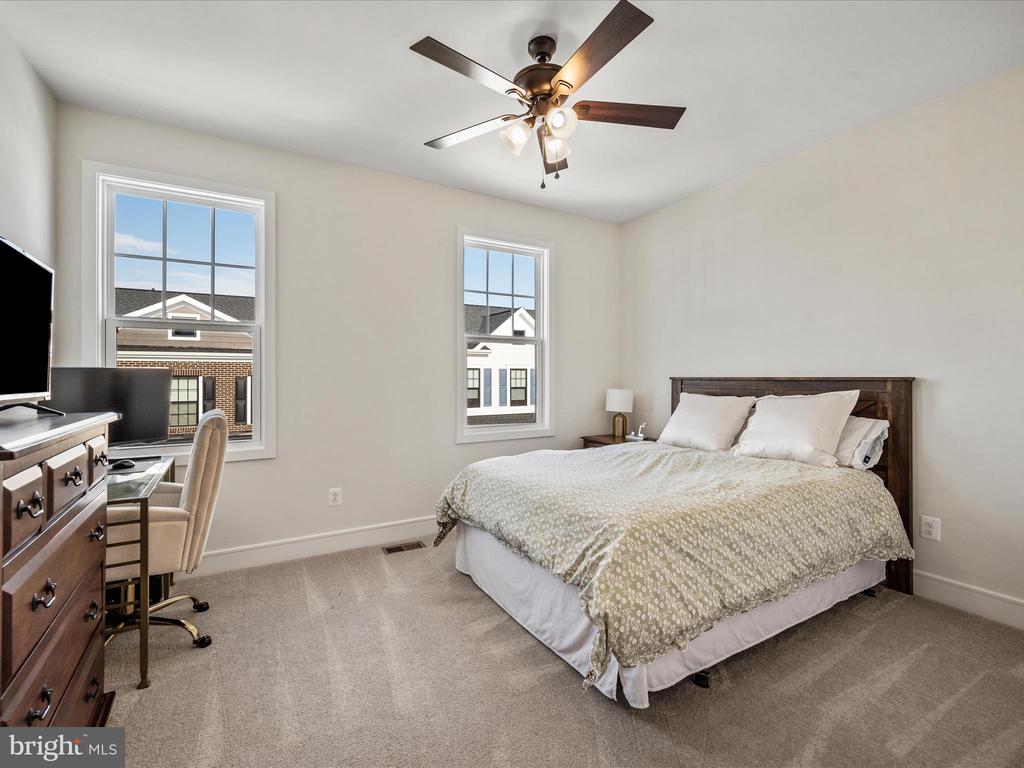 6052 COBBLESTONE CT, MARSHALL, Virginia, 3 Bedrooms Bedrooms, ,2 BathroomsBathrooms,Residential,6052 COBBLESTONE CT,VAFQ2020528 MLS # VAFQ2020528