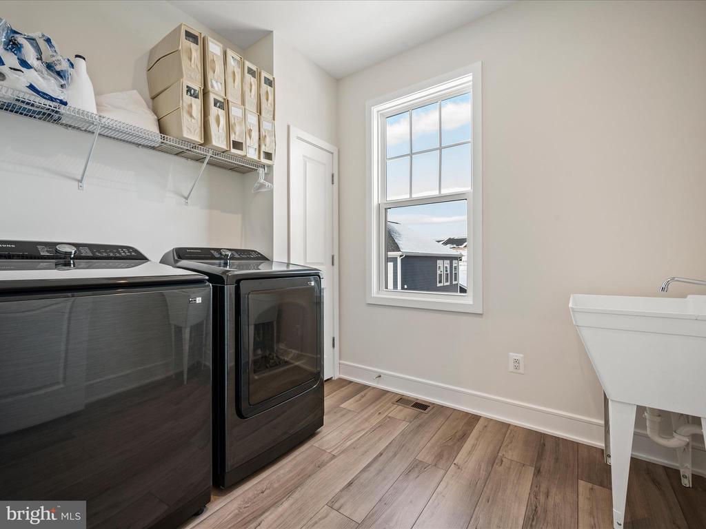 6052 COBBLESTONE CT, MARSHALL, Virginia, 3 Bedrooms Bedrooms, ,2 BathroomsBathrooms,Residential,6052 COBBLESTONE CT,VAFQ2020528 MLS # VAFQ2020528