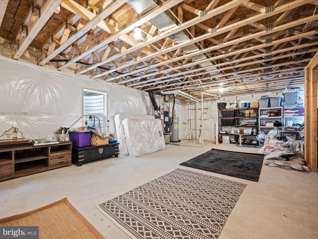 6052 COBBLESTONE CT, MARSHALL, Virginia, 3 Bedrooms Bedrooms, ,2 BathroomsBathrooms,Residential,6052 COBBLESTONE CT,VAFQ2020528 MLS # VAFQ2020528