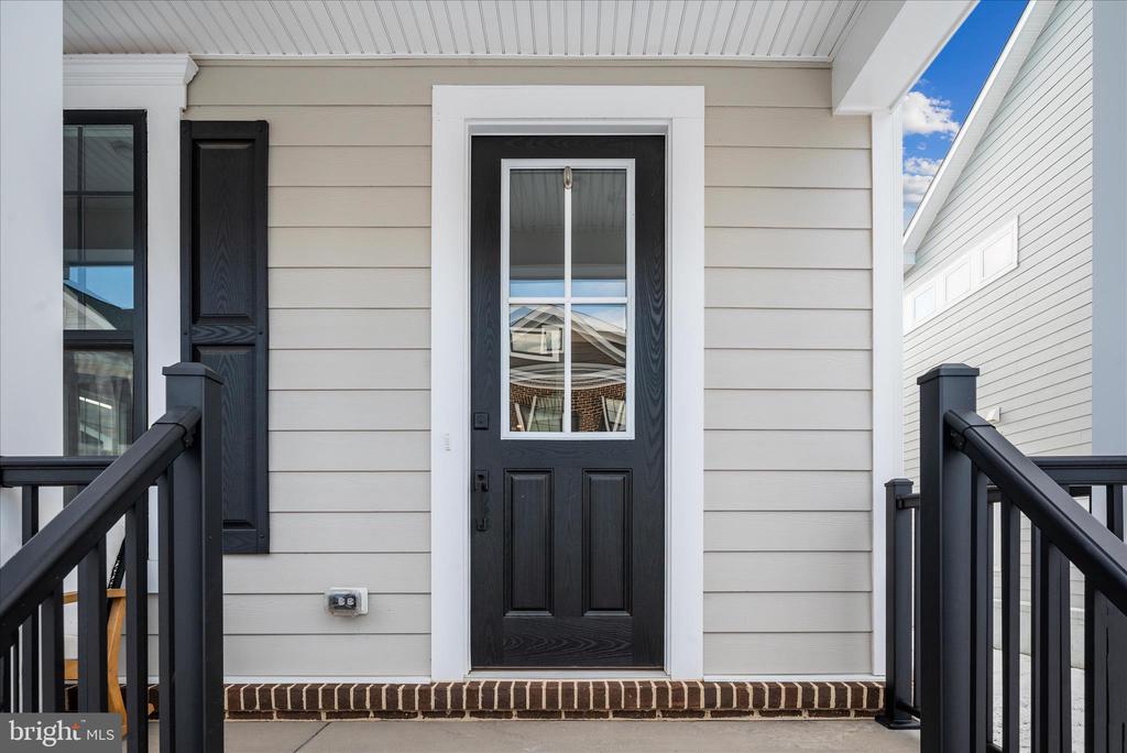 6052 COBBLESTONE CT, MARSHALL, Virginia, 3 Bedrooms Bedrooms, ,2 BathroomsBathrooms,Residential,6052 COBBLESTONE CT,VAFQ2020528 MLS # VAFQ2020528