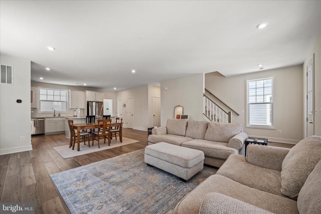 6052 COBBLESTONE CT, MARSHALL, Virginia, 3 Bedrooms Bedrooms, ,2 BathroomsBathrooms,Residential,6052 COBBLESTONE CT,VAFQ2020528 MLS # VAFQ2020528