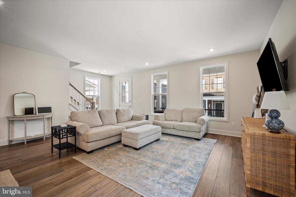 6052 COBBLESTONE CT, MARSHALL, Virginia, 3 Bedrooms Bedrooms, ,2 BathroomsBathrooms,Residential,6052 COBBLESTONE CT,VAFQ2020528 MLS # VAFQ2020528