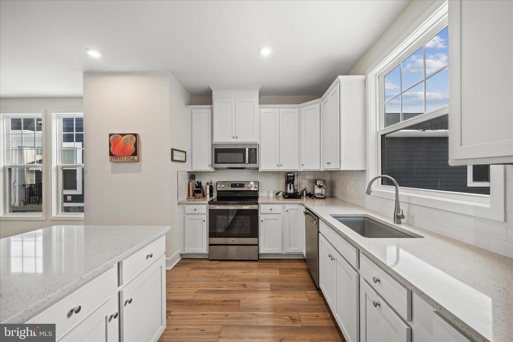 6052 COBBLESTONE CT, MARSHALL, Virginia, 3 Bedrooms Bedrooms, ,2 BathroomsBathrooms,Residential,6052 COBBLESTONE CT,VAFQ2020528 MLS # VAFQ2020528